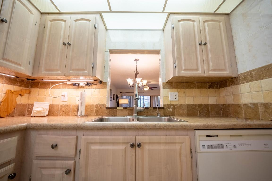 2916 SW 22nd Circle 201d