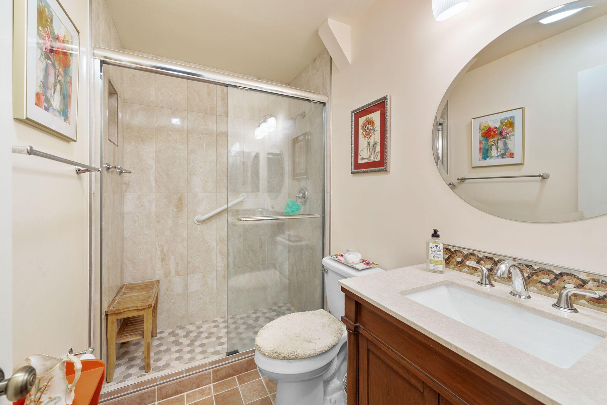 5625 Lakeview Mews Court
