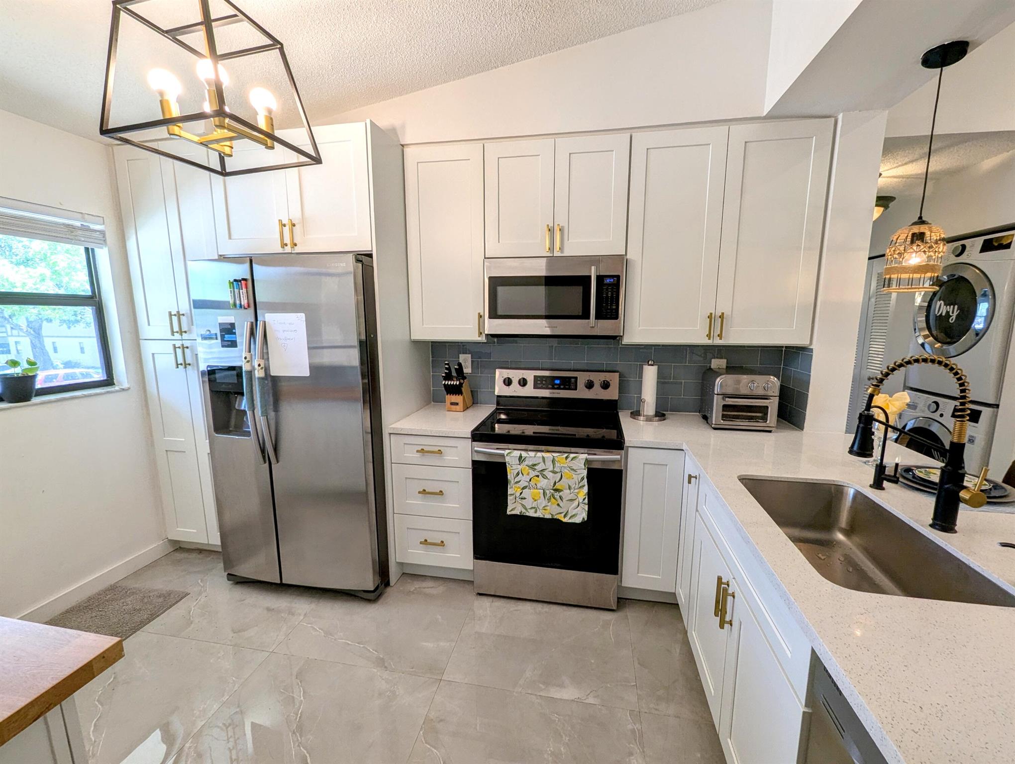 3130 Millwood Terrace 2160