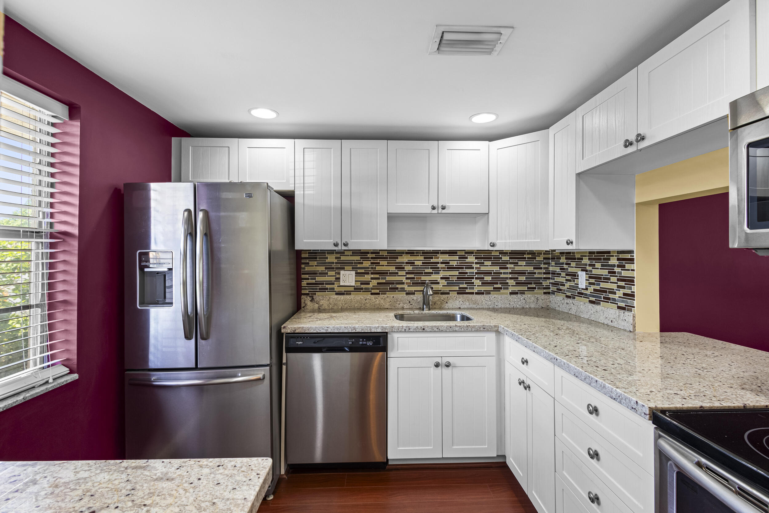 3 Abbey Lane 106