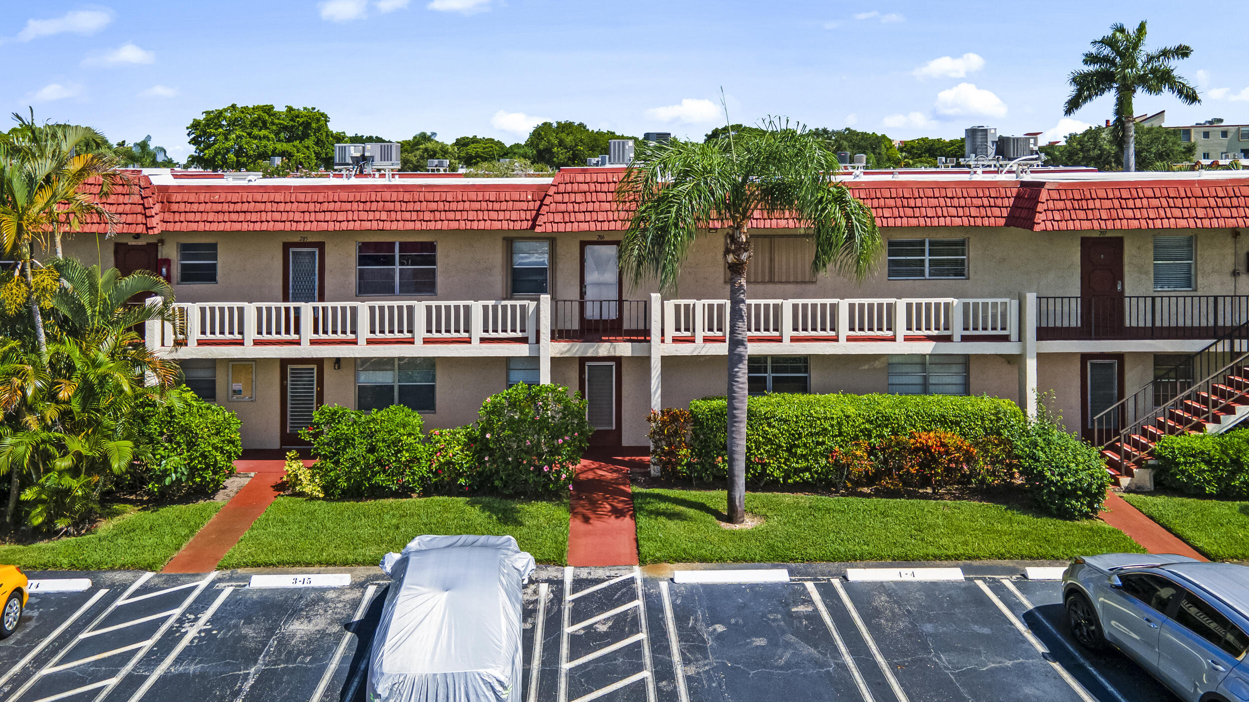 3 Abbey Lane 106