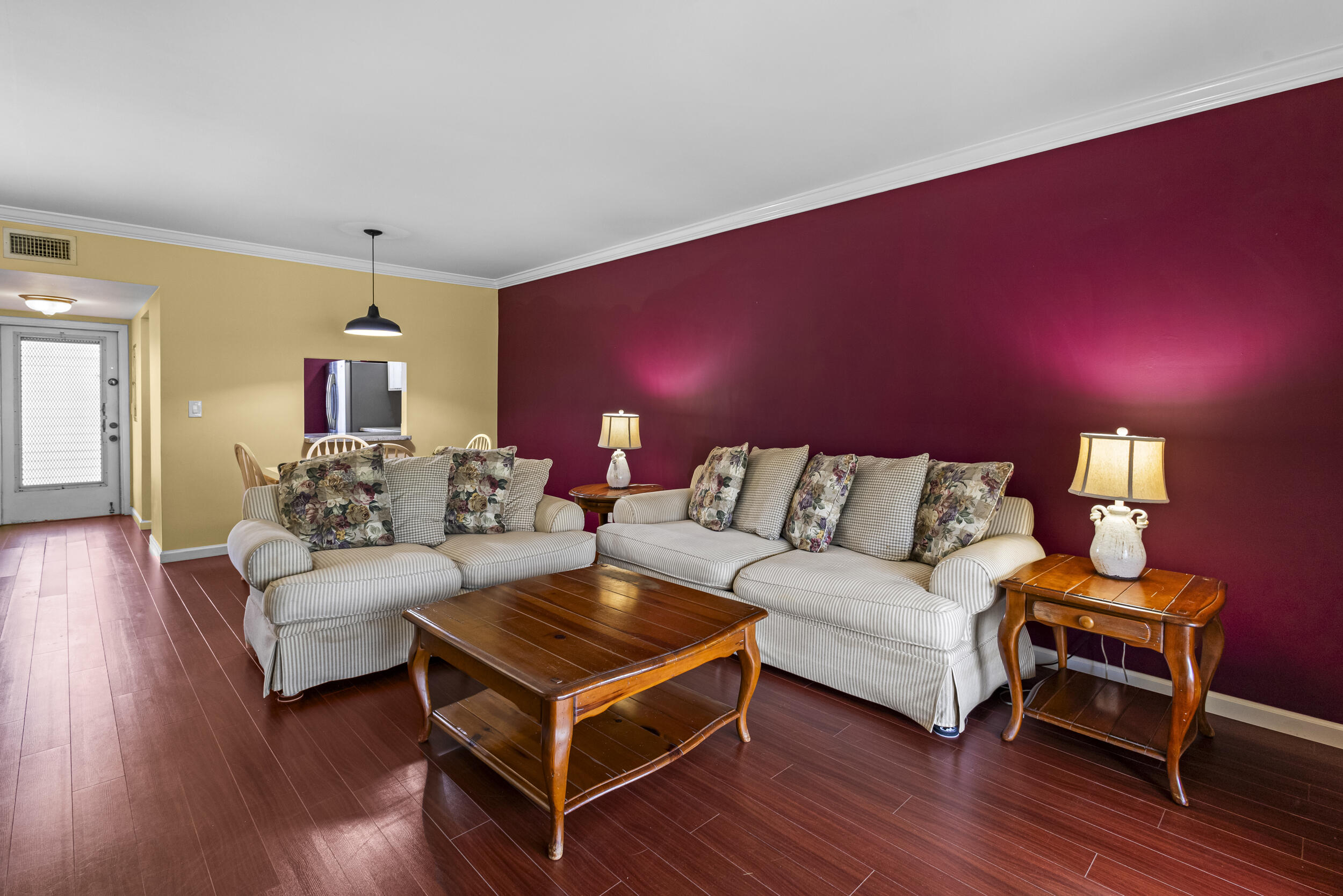 3 Abbey Lane 106