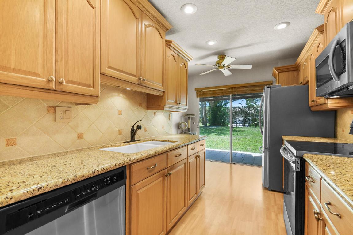 5266 Sapphire Valley