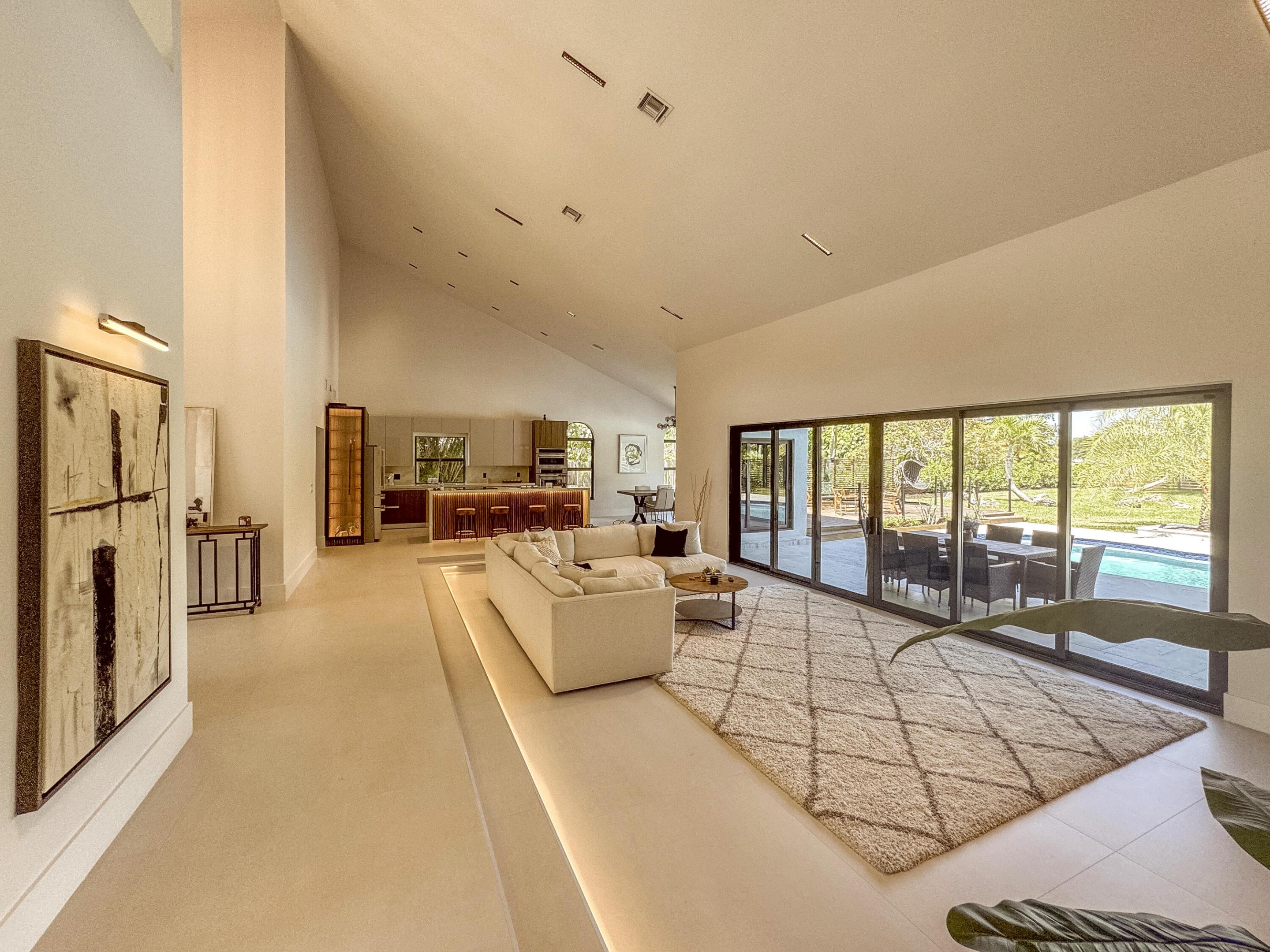 5950 NW 4th Avenue