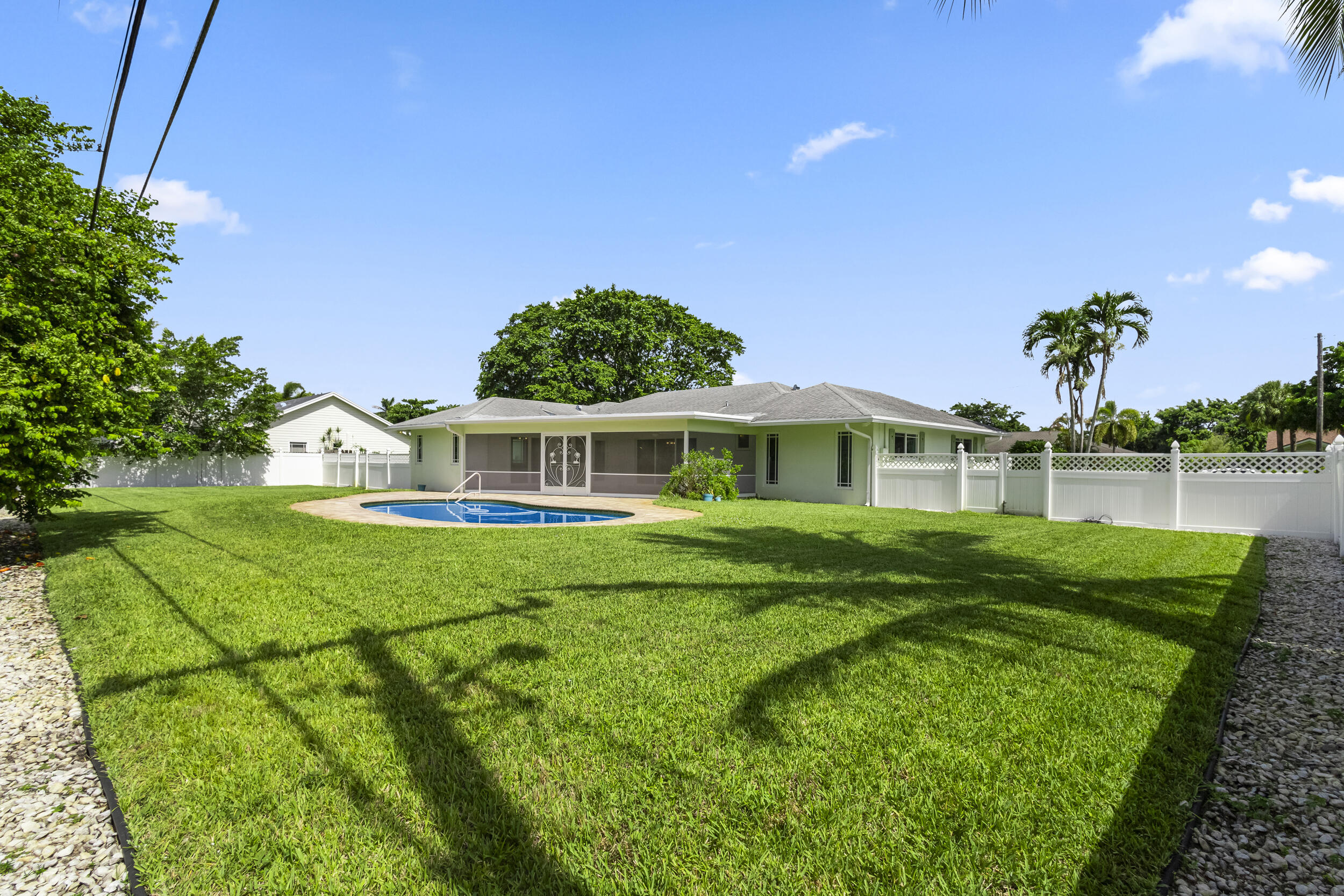 3110 Sherwood Boulevard