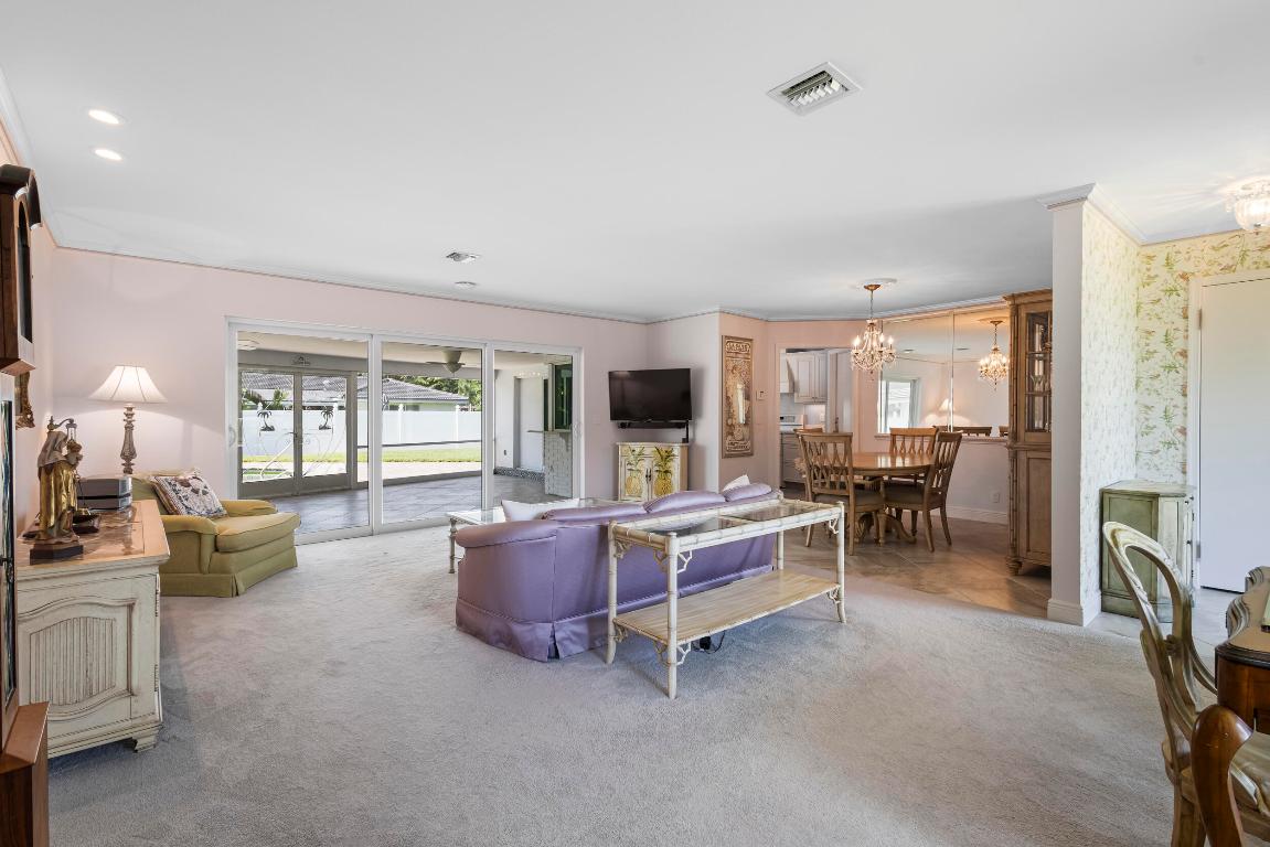 3110 Sherwood Boulevard