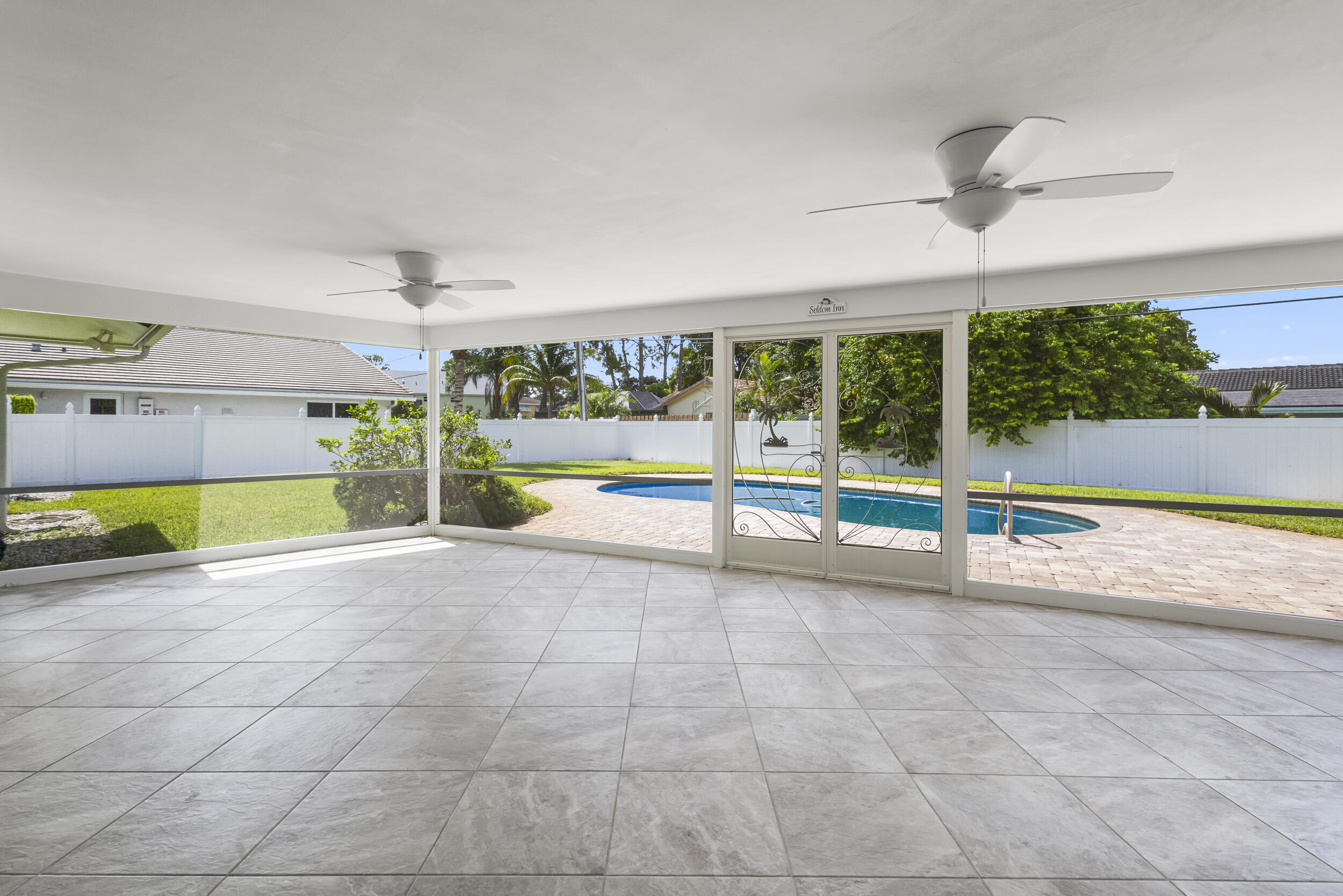 3110 Sherwood Boulevard