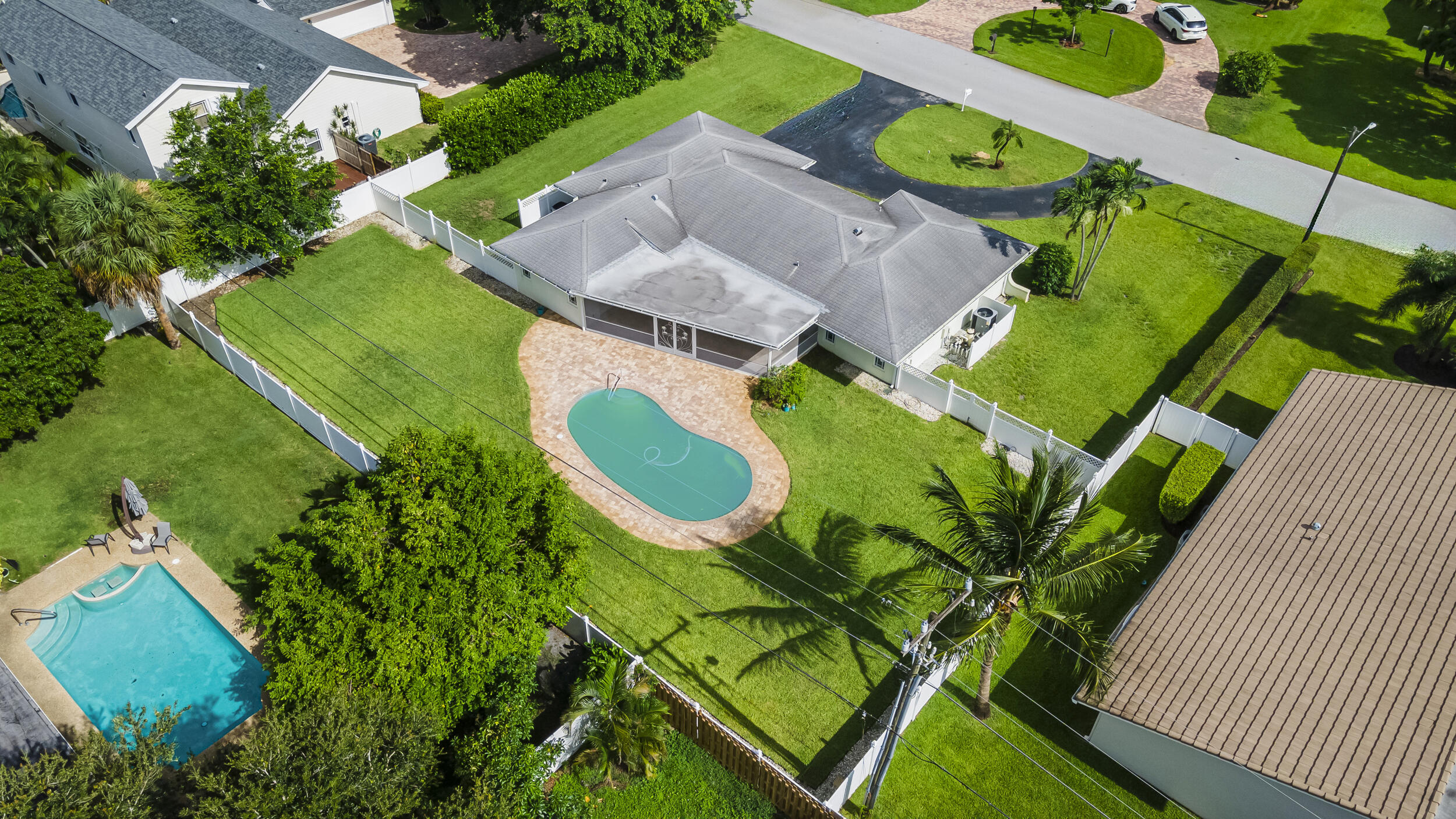 3110 Sherwood Boulevard