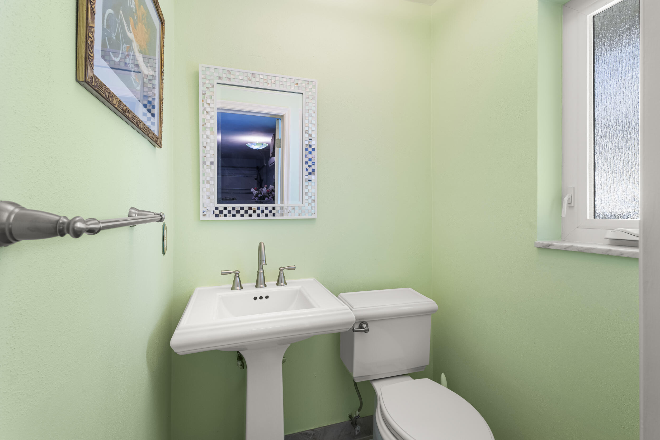 3110 Sherwood Boulevard