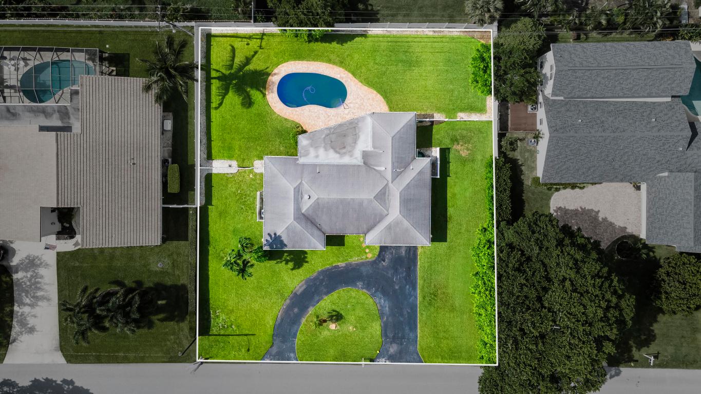 3110 Sherwood Boulevard