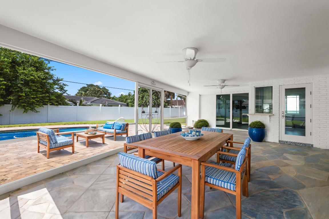 3110 Sherwood Boulevard