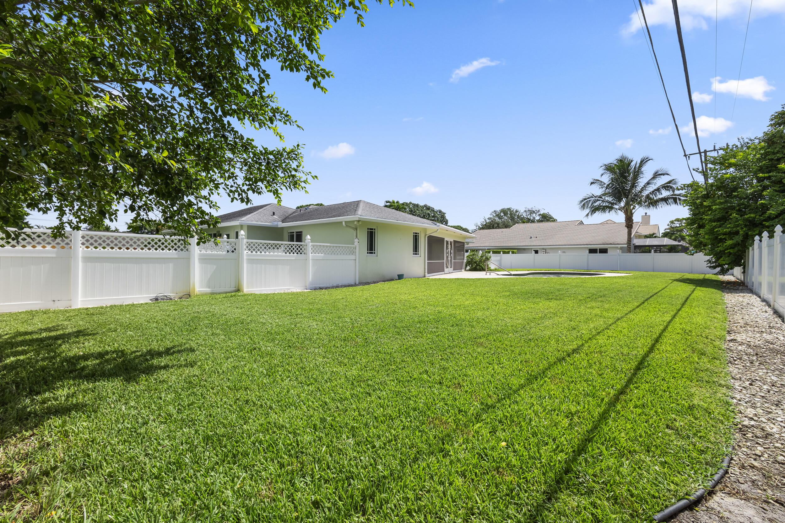 3110 Sherwood Boulevard