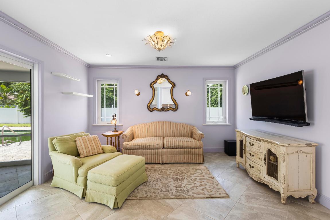 3110 Sherwood Boulevard