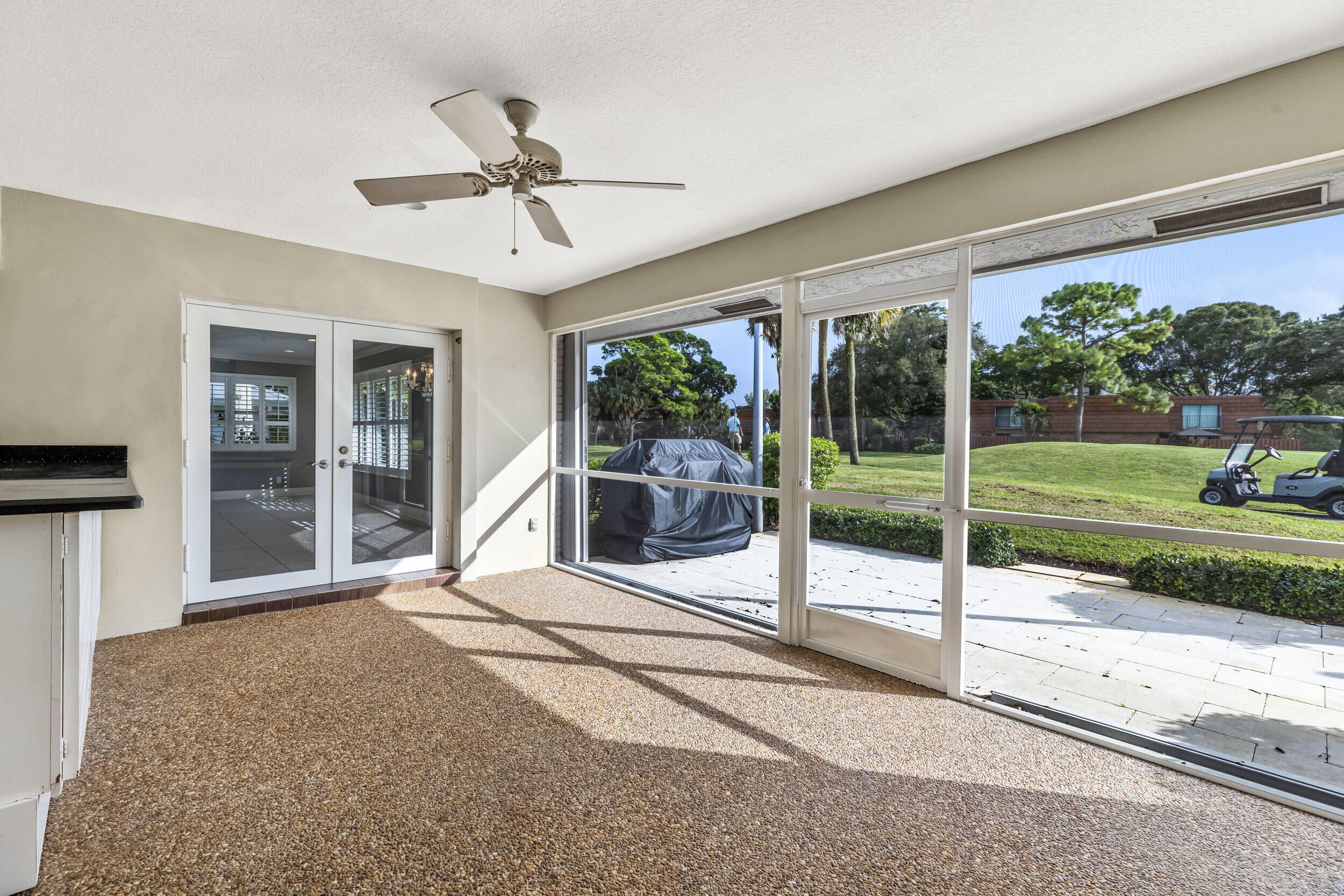 3210 Lakeview Drive