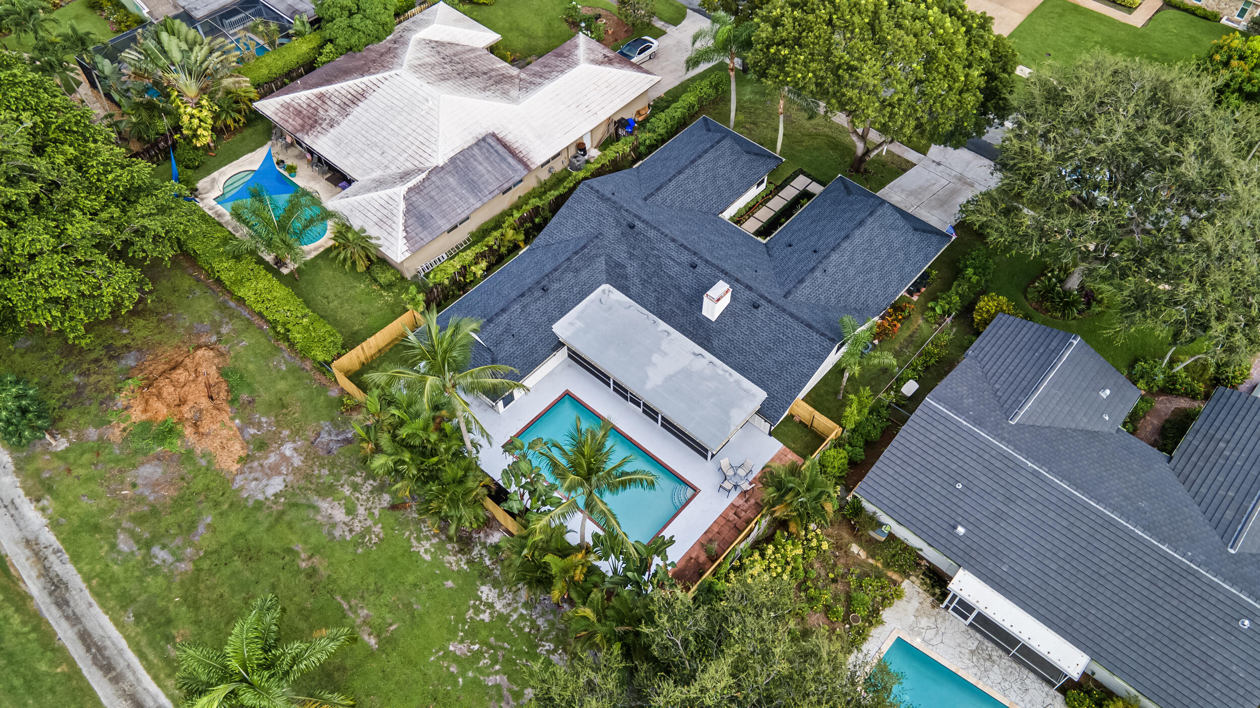 3296 Lakeview Drive