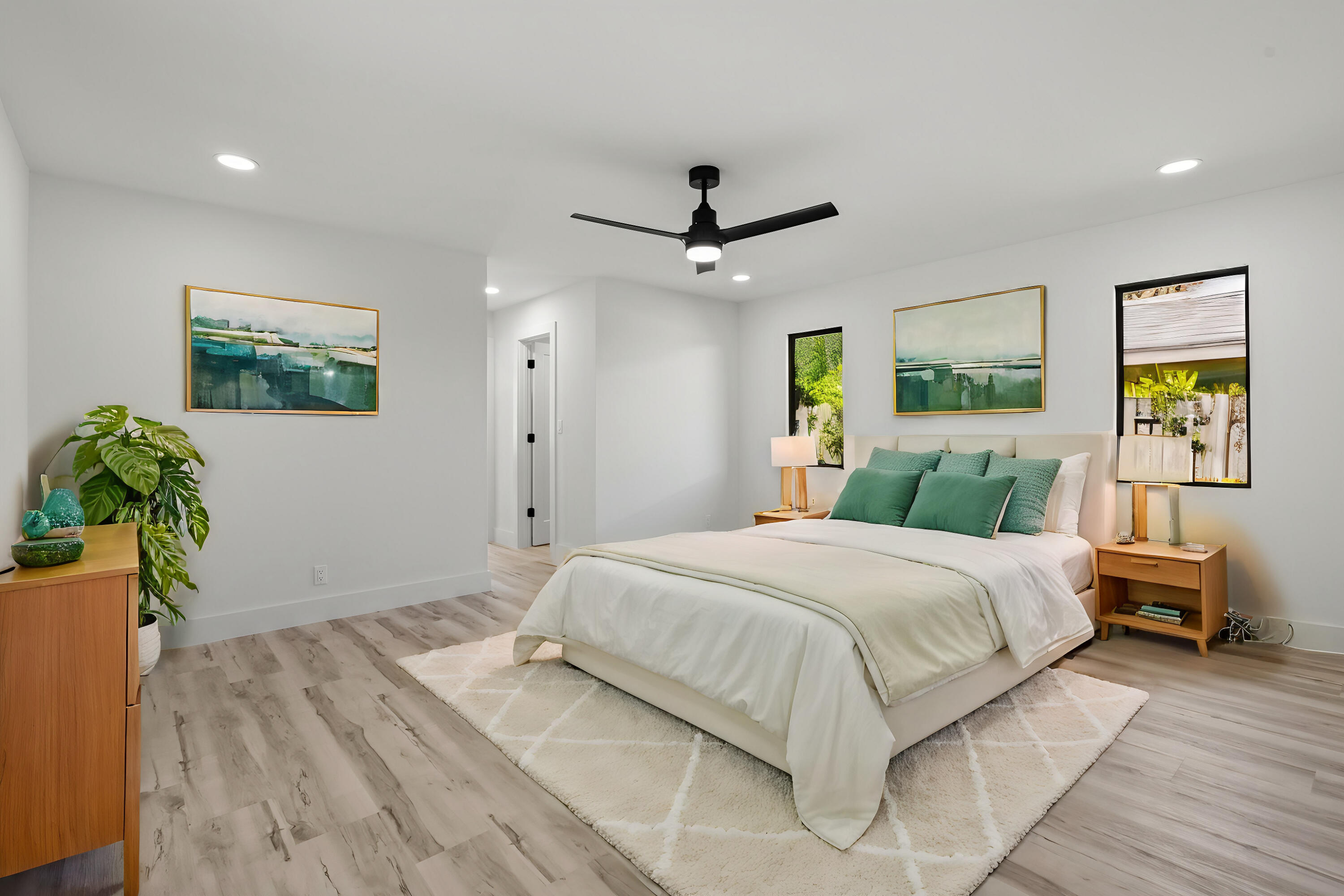 3296 Lakeview Drive