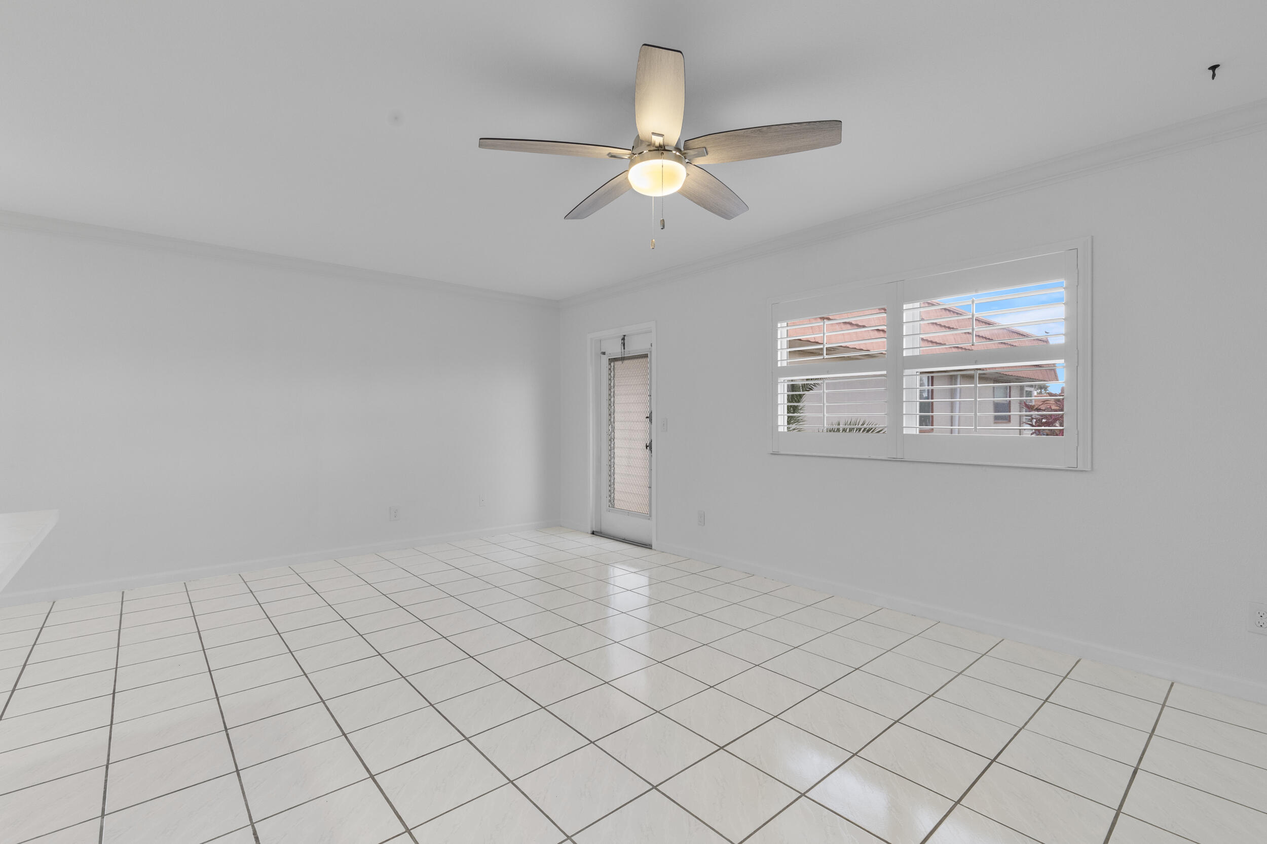 119 Seville D