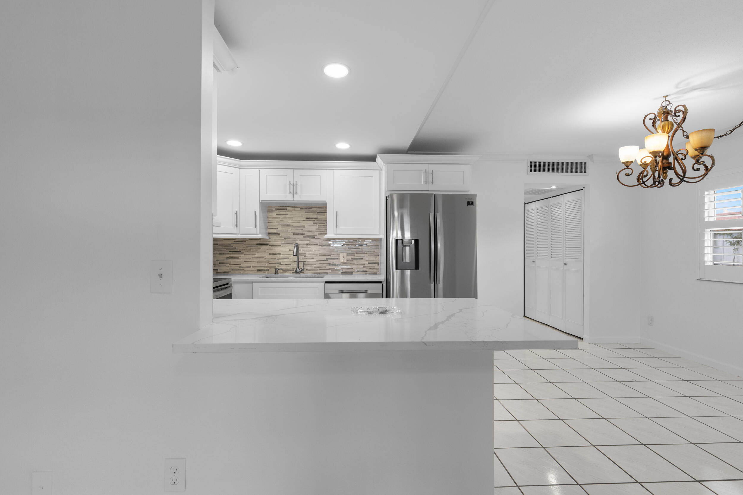 119 Seville D