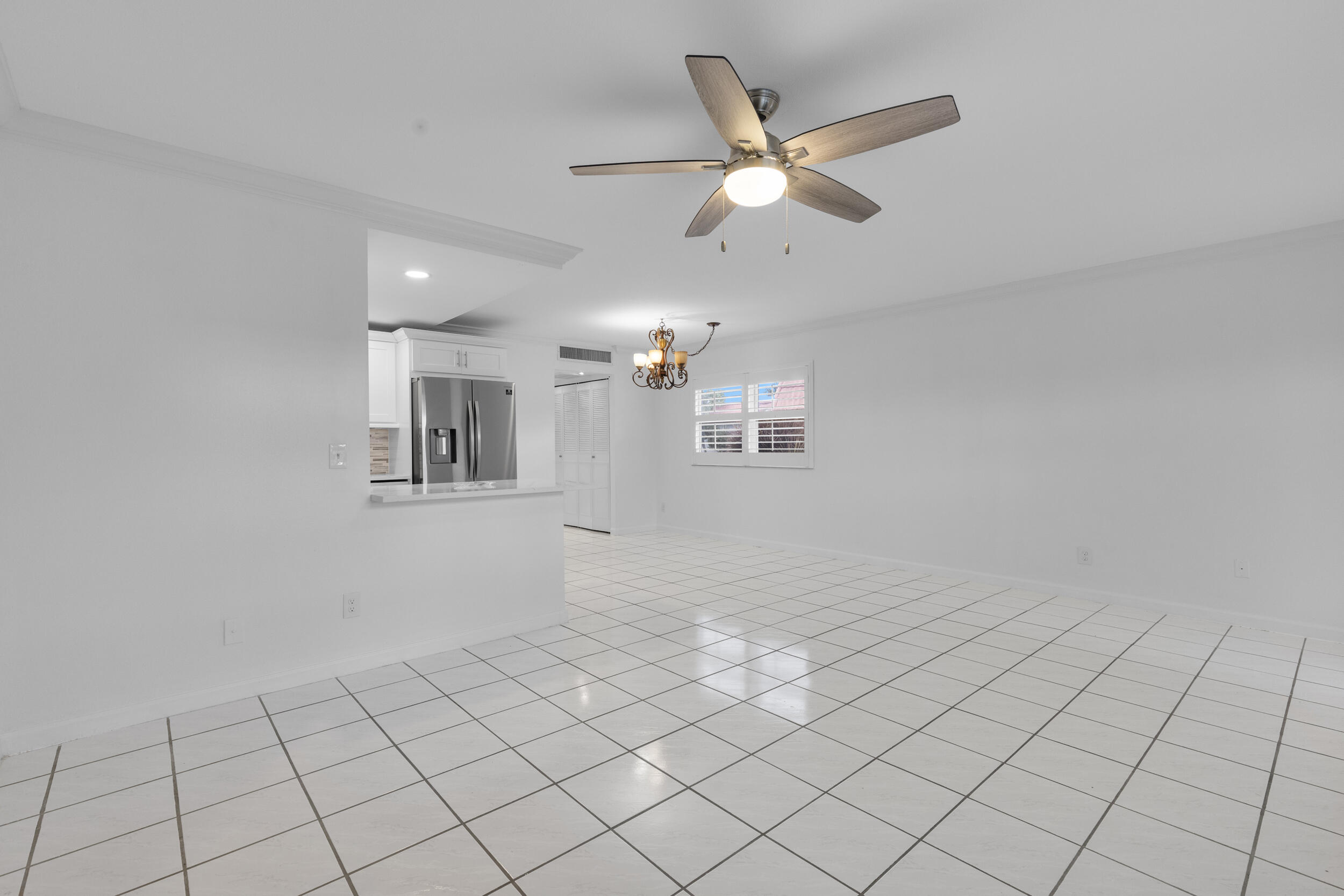 119 Seville D