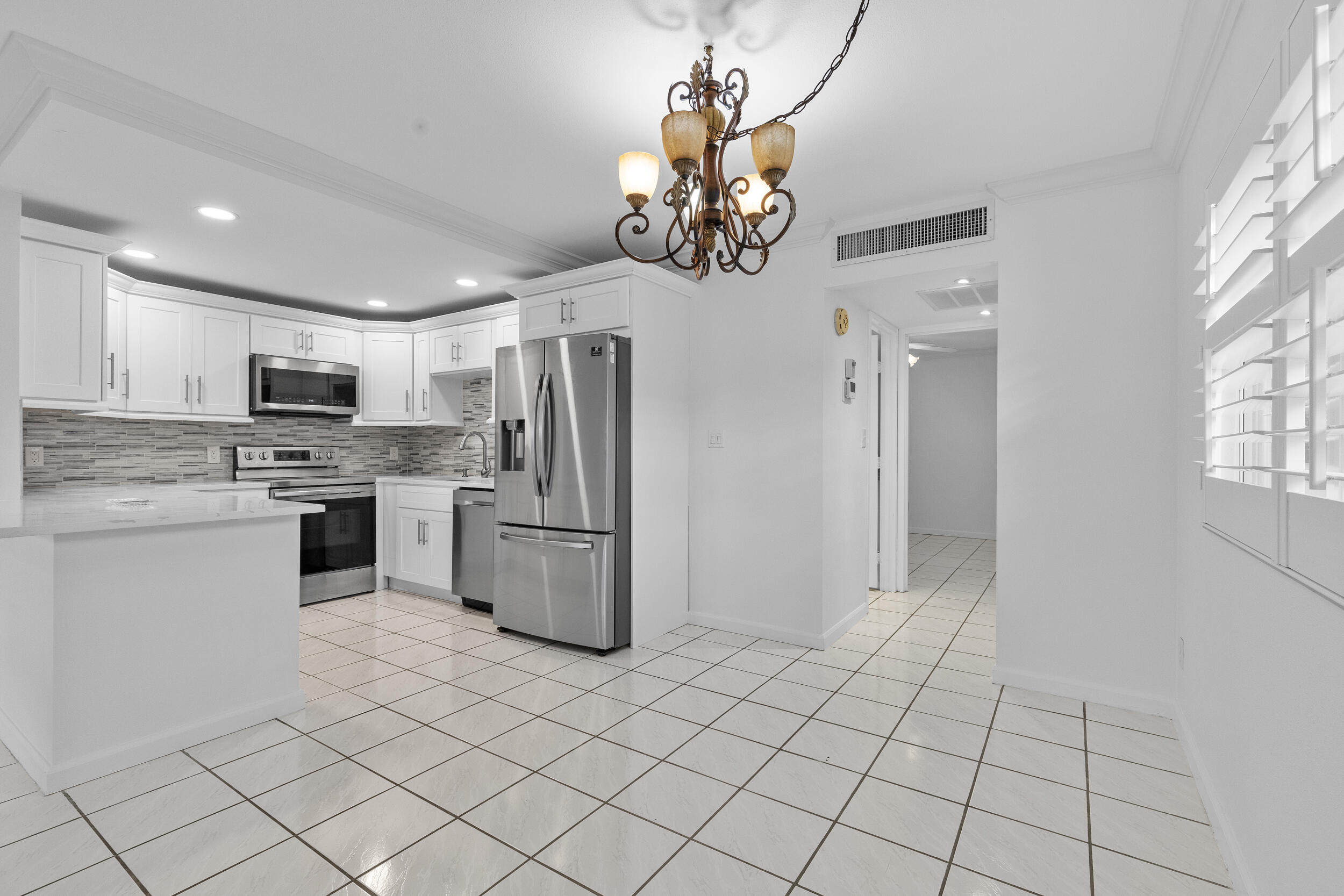 119 Seville D