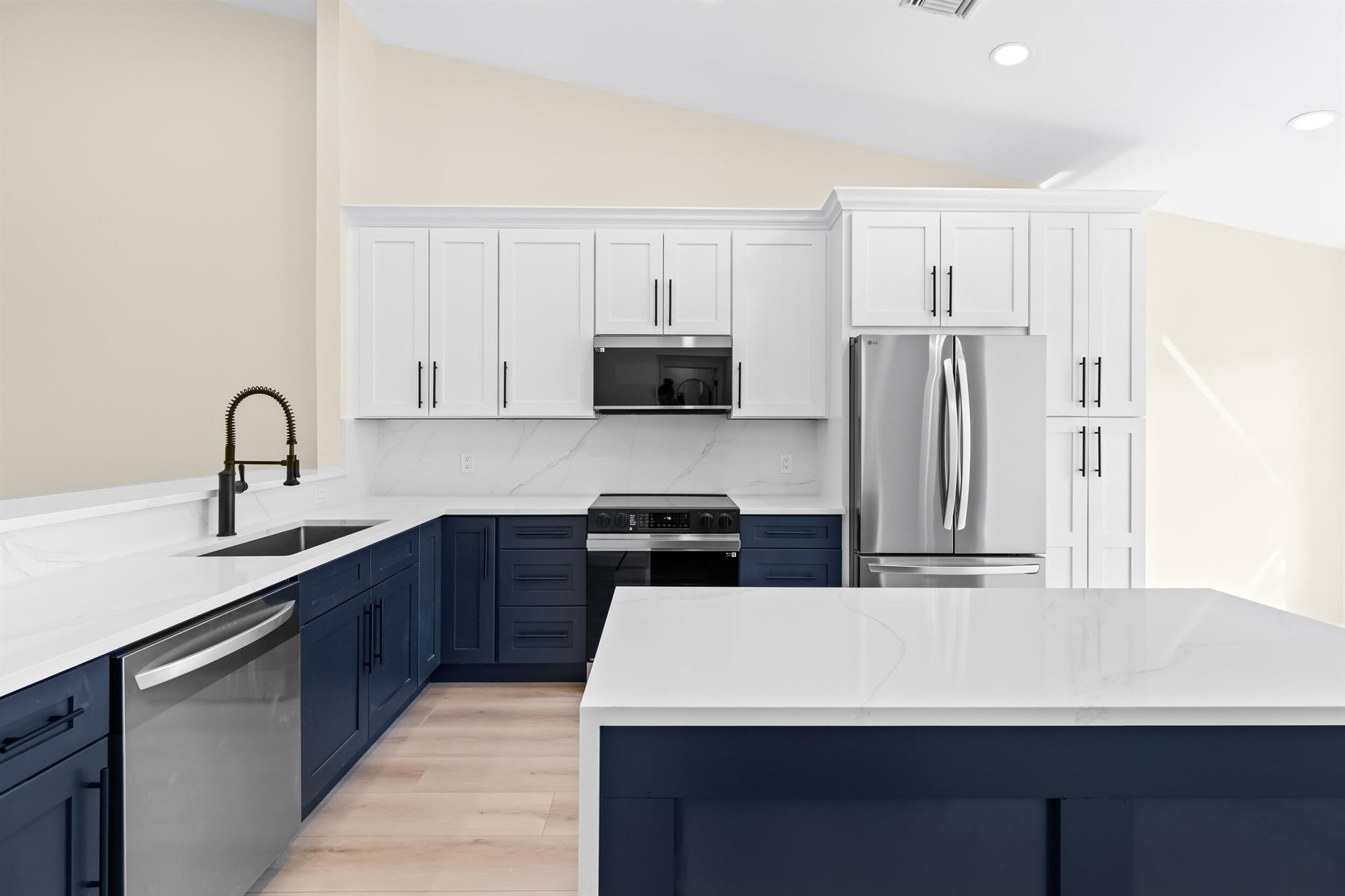 12311 Country Greens Boulevard