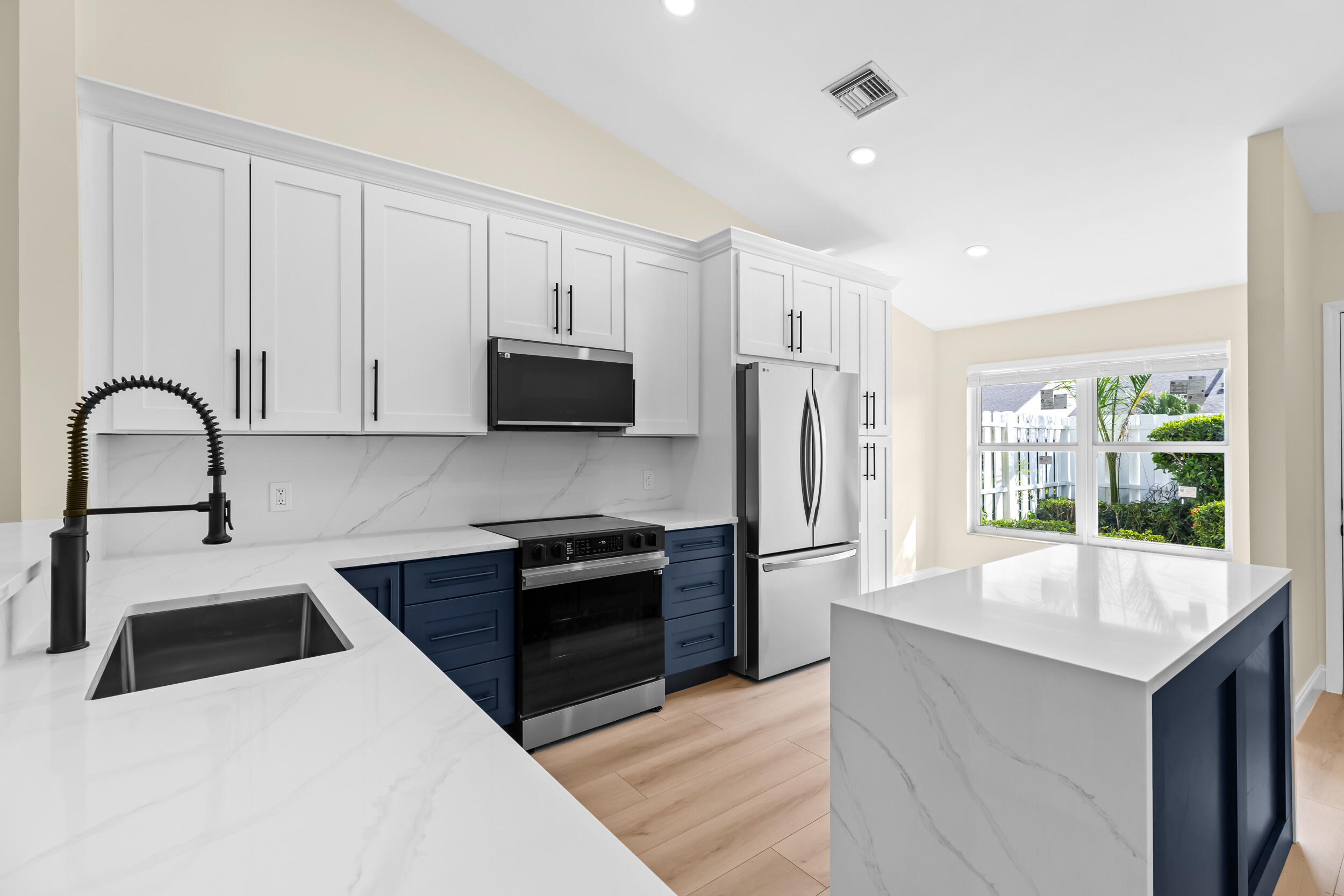 12311 Country Greens Boulevard