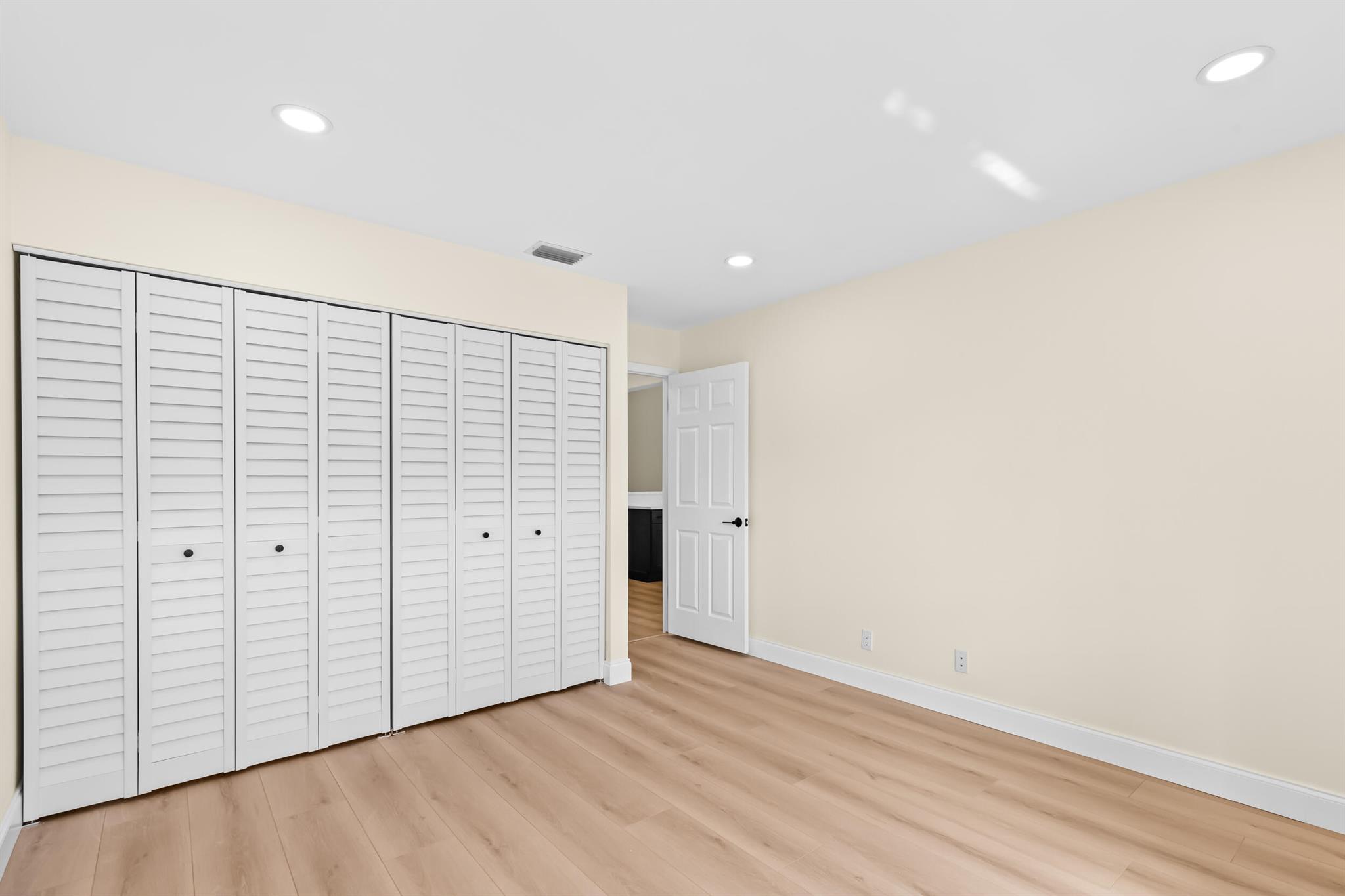 12311 Country Greens Boulevard