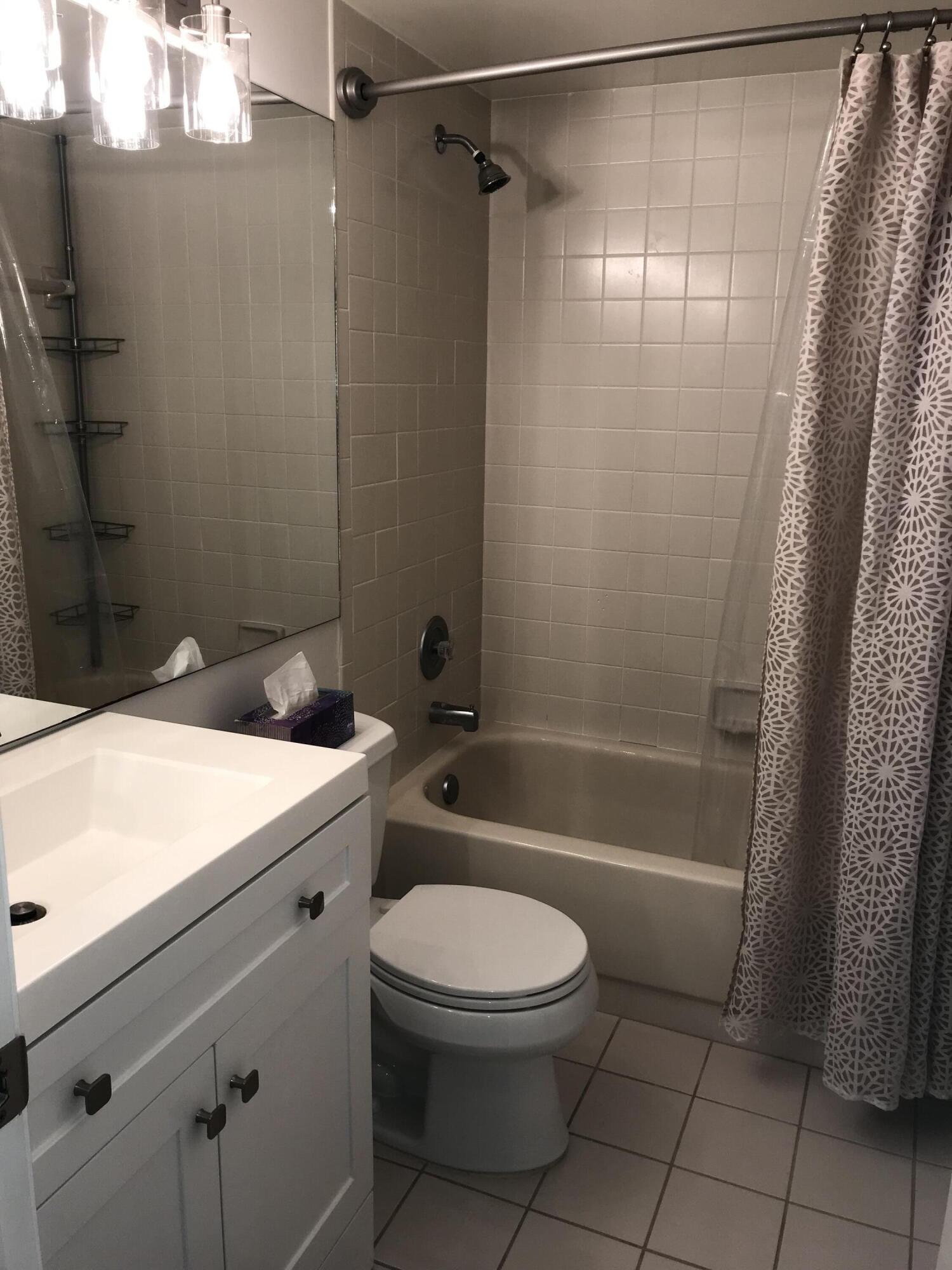 13811 Oneida Drive H2