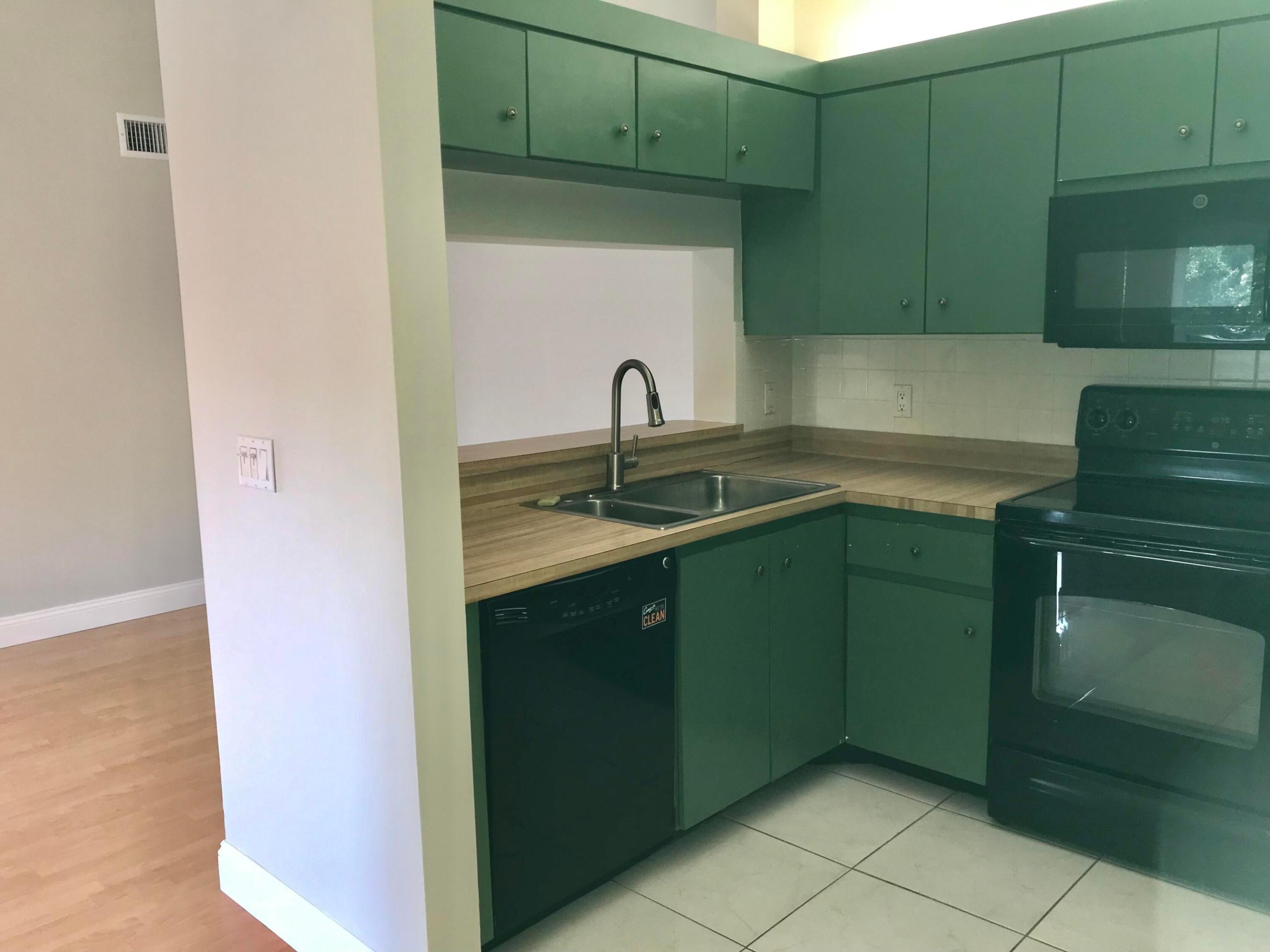 13811 Oneida Drive H2
