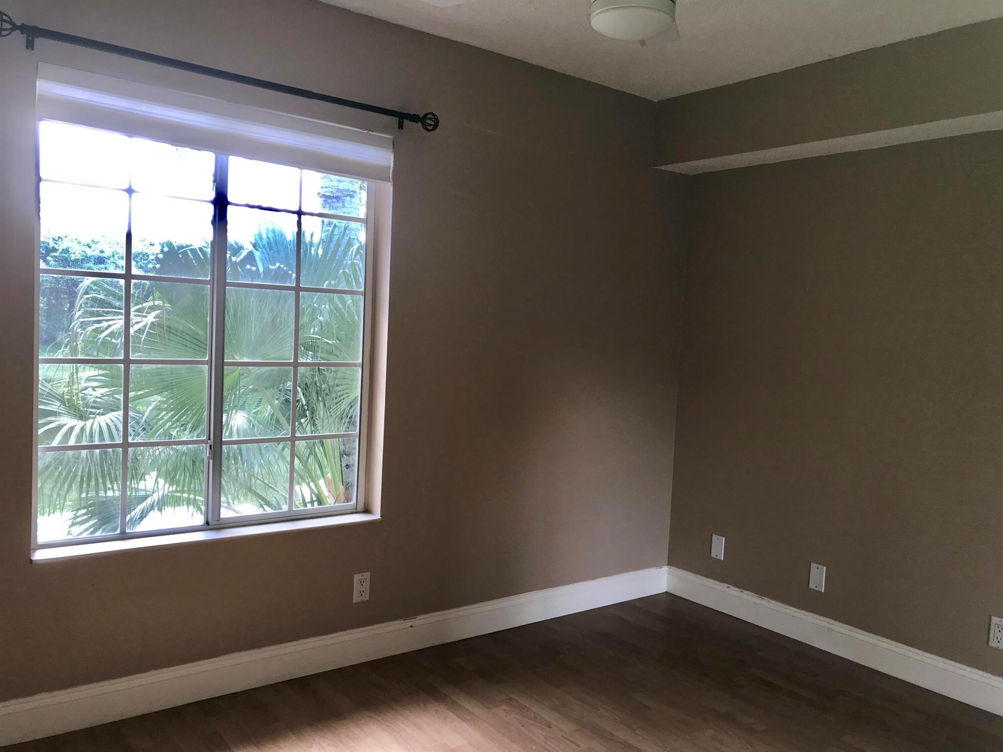 13811 Oneida Drive H2