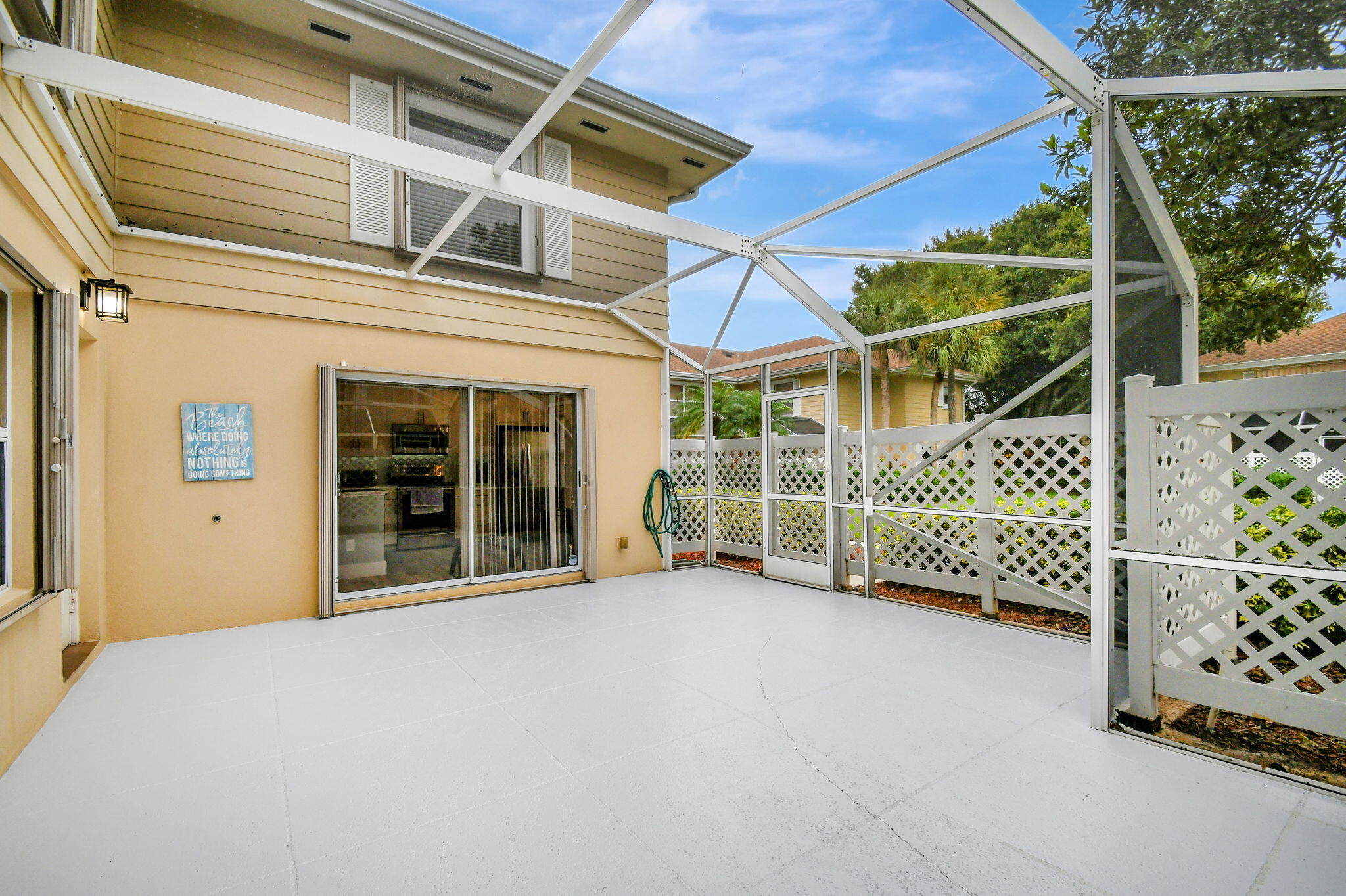 4702 Roxbury Court