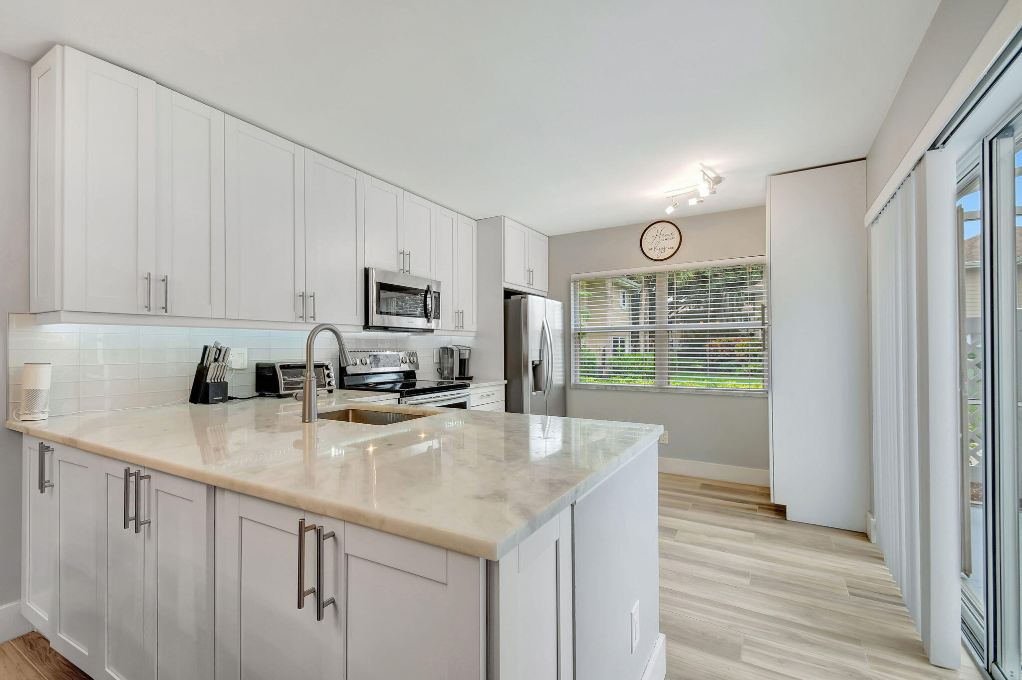 4702 Roxbury Court