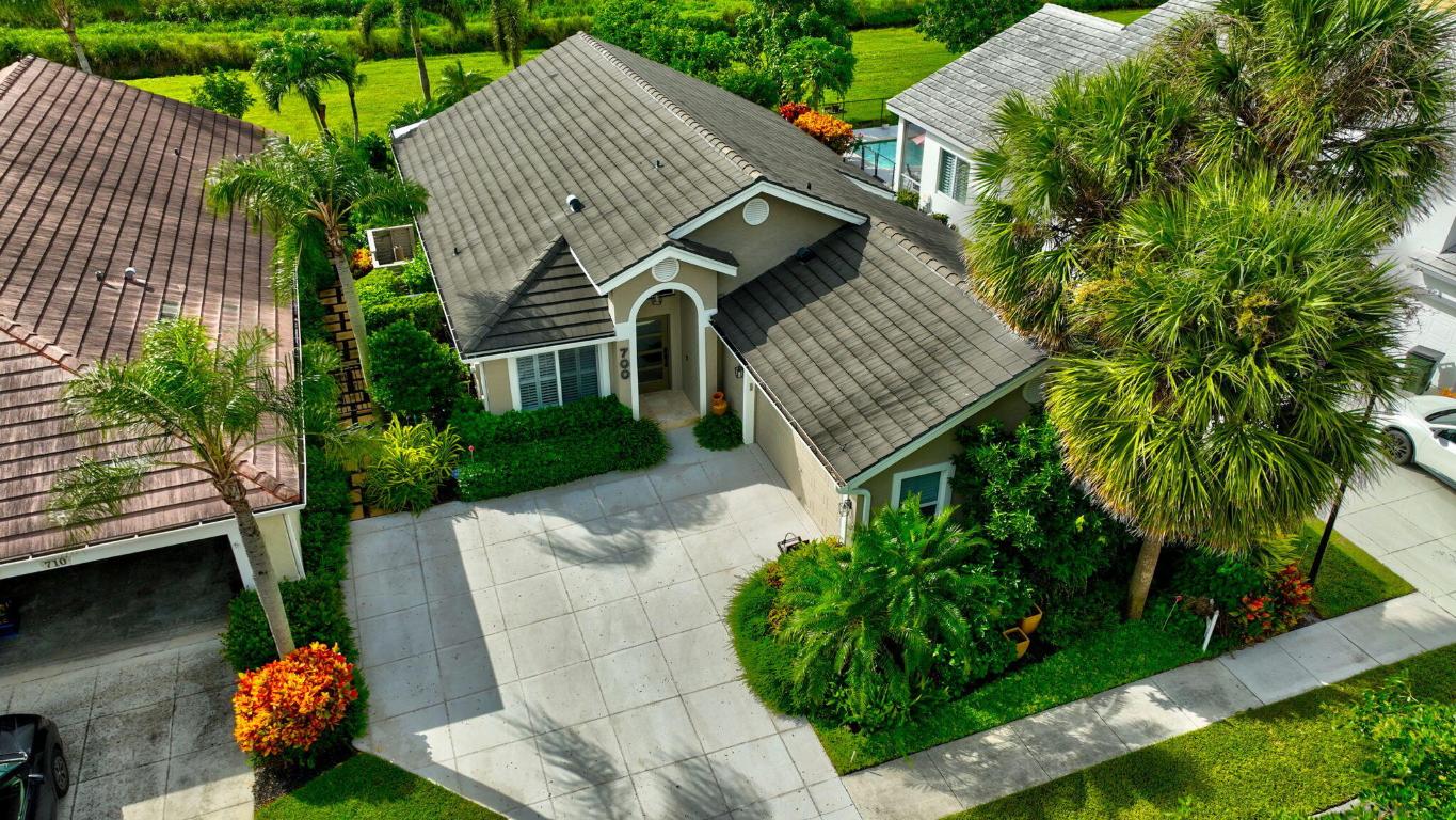 700 Clearbrook Park Circle