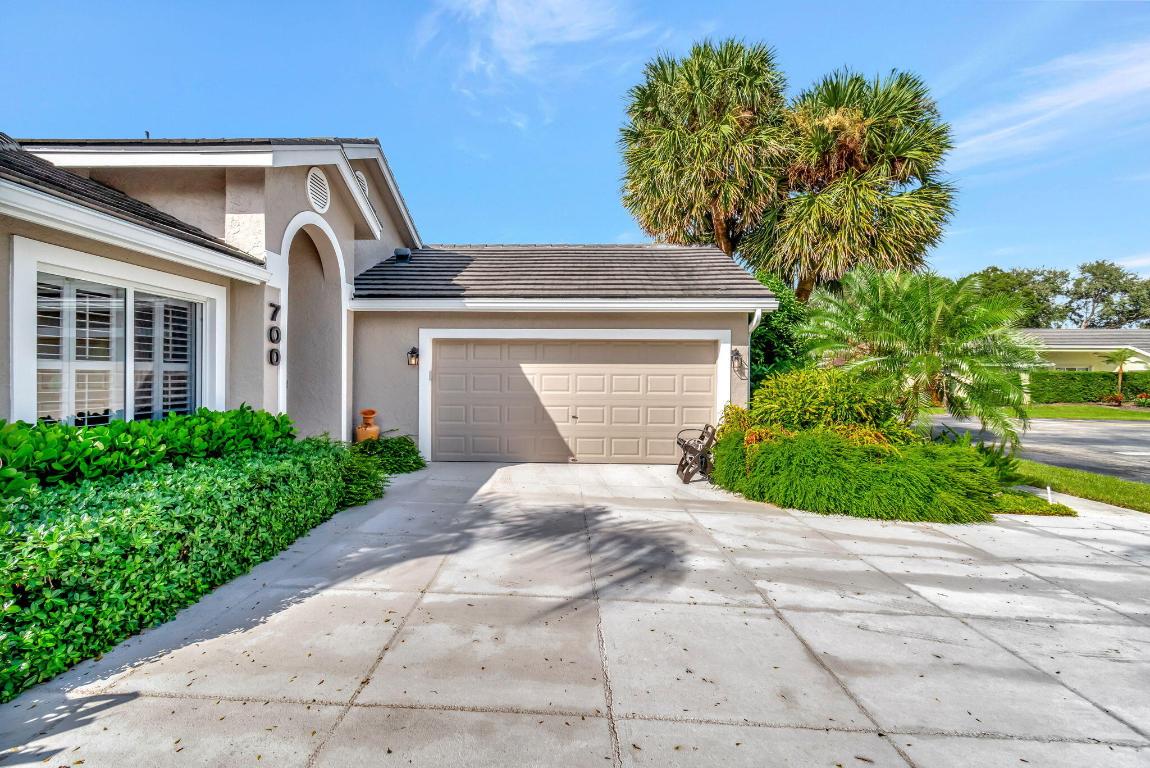 700 Clearbrook Park Circle