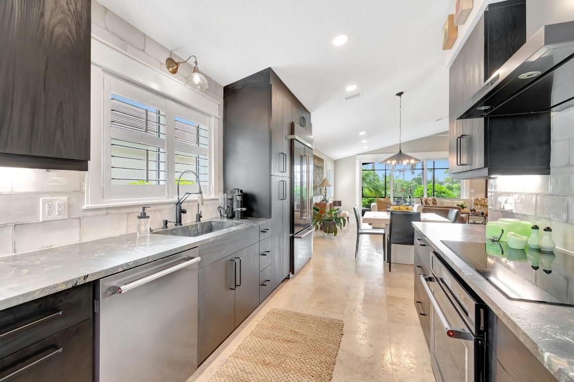 700 Clearbrook Park Circle