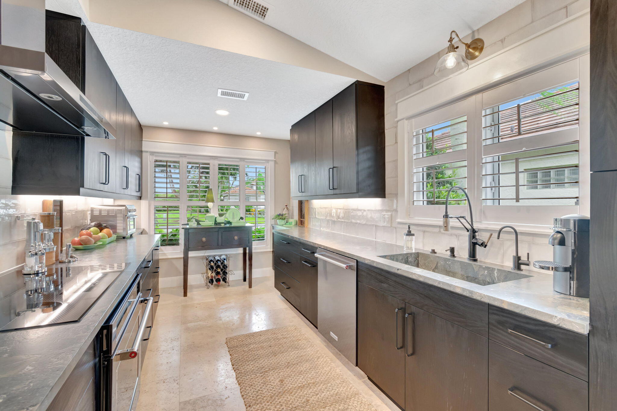 700 Clearbrook Park Circle