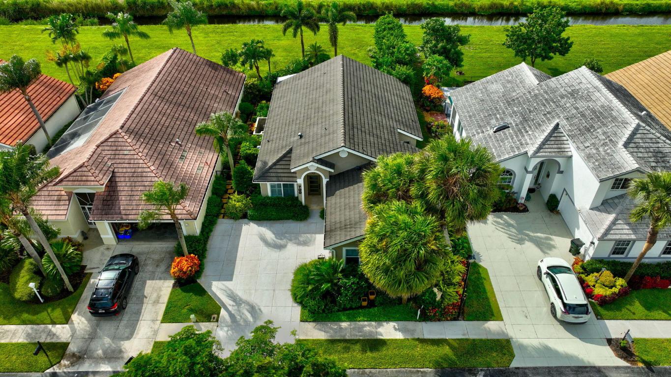 700 Clearbrook Park Circle