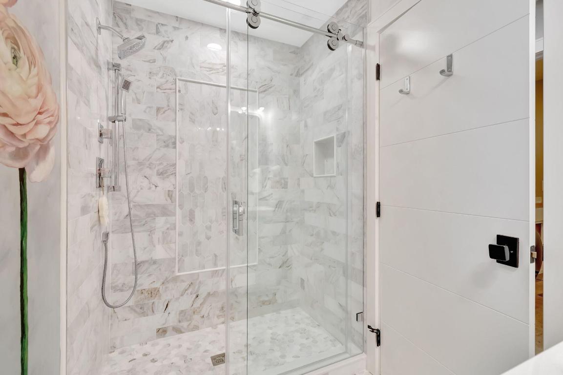 700 Clearbrook Park Circle