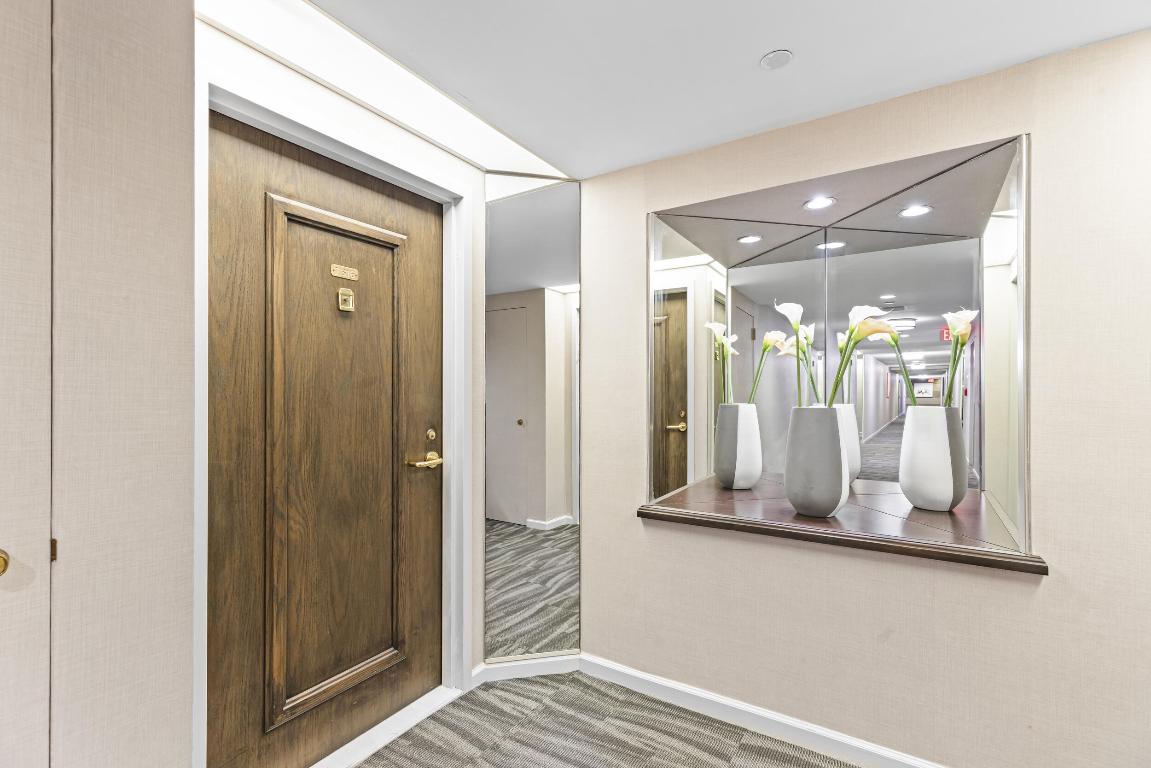 3610 Yacht Club Drive 1416