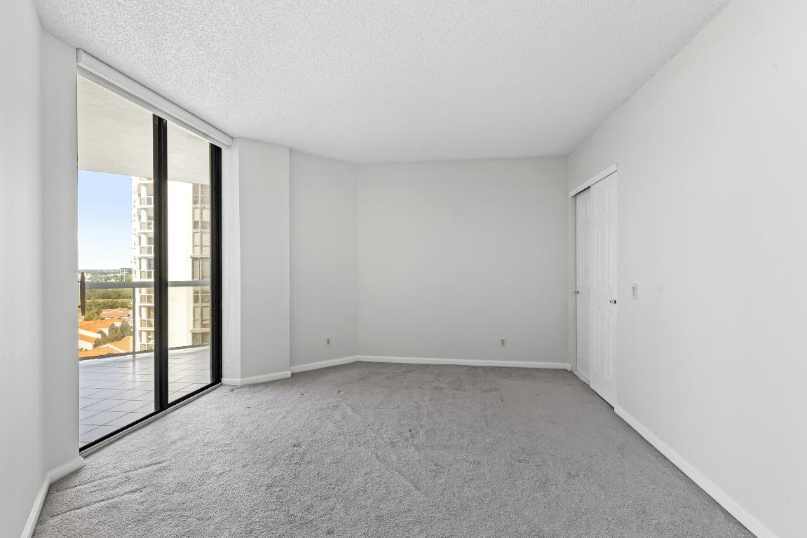 3610 Yacht Club Drive 1416