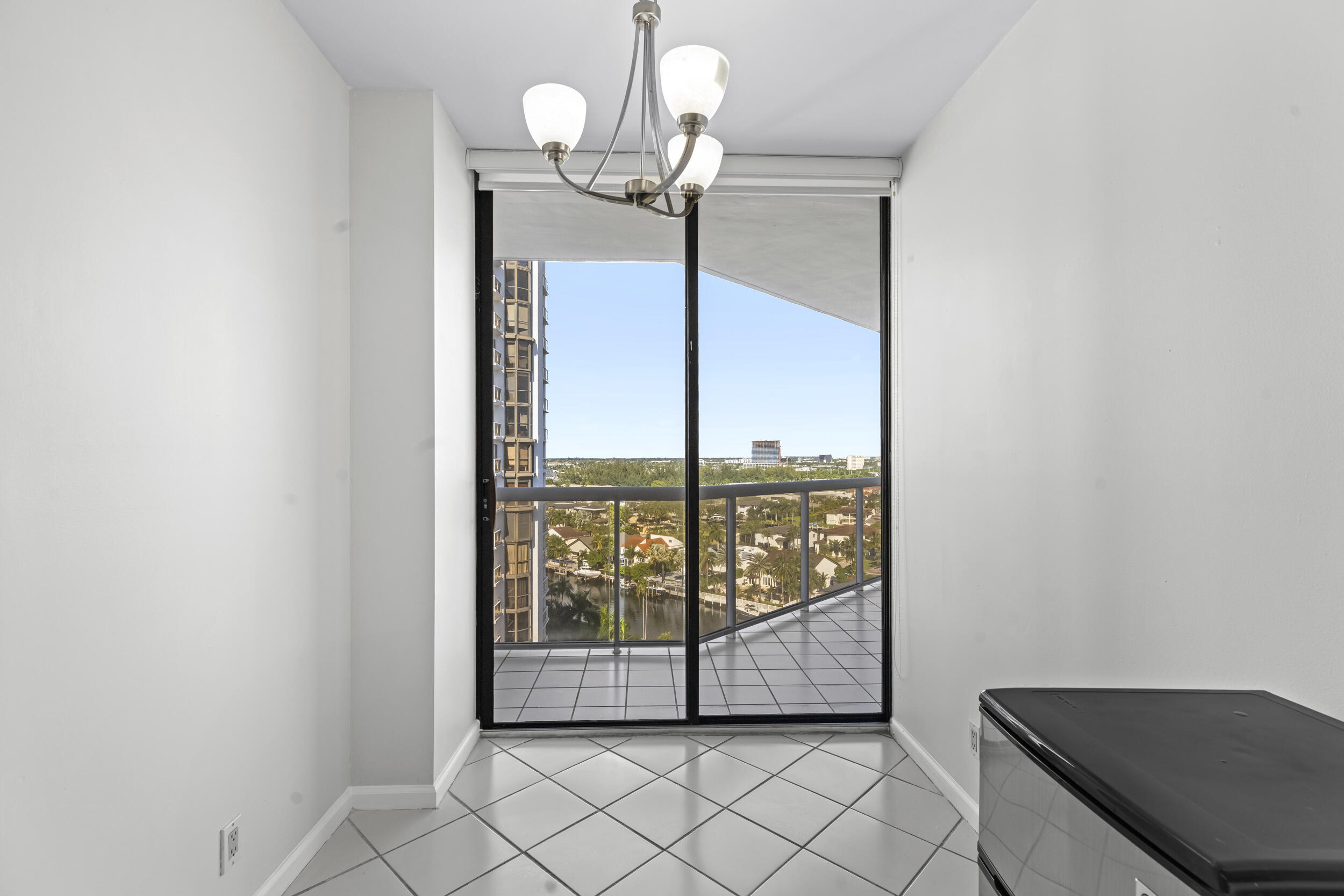 3610 Yacht Club Drive 1416