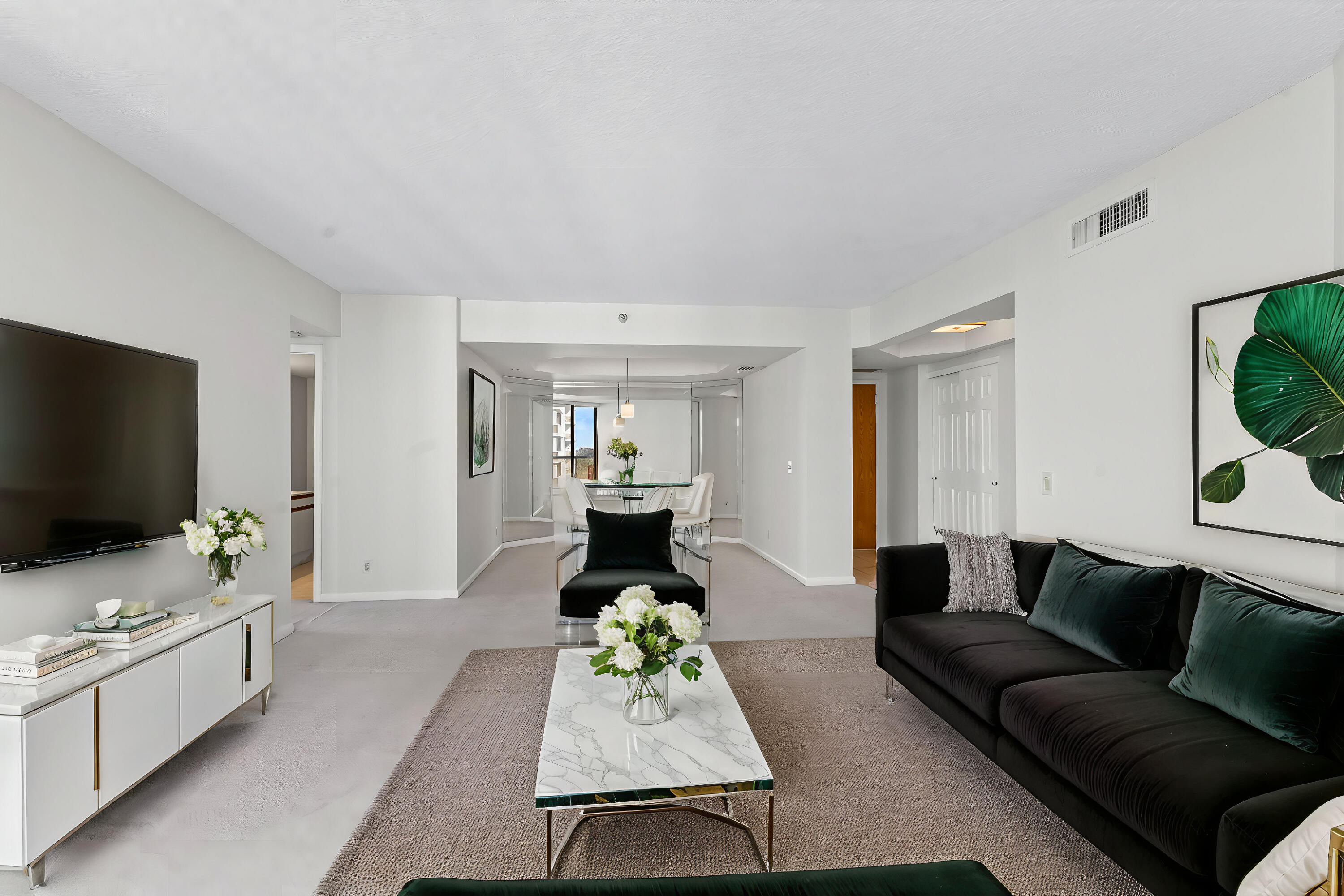 3610 Yacht Club Drive 1416