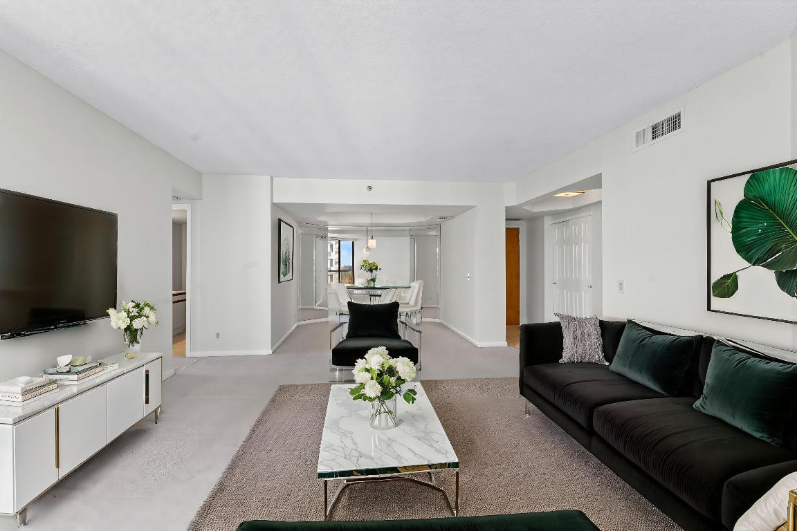 3610 Yacht Club Drive 1416