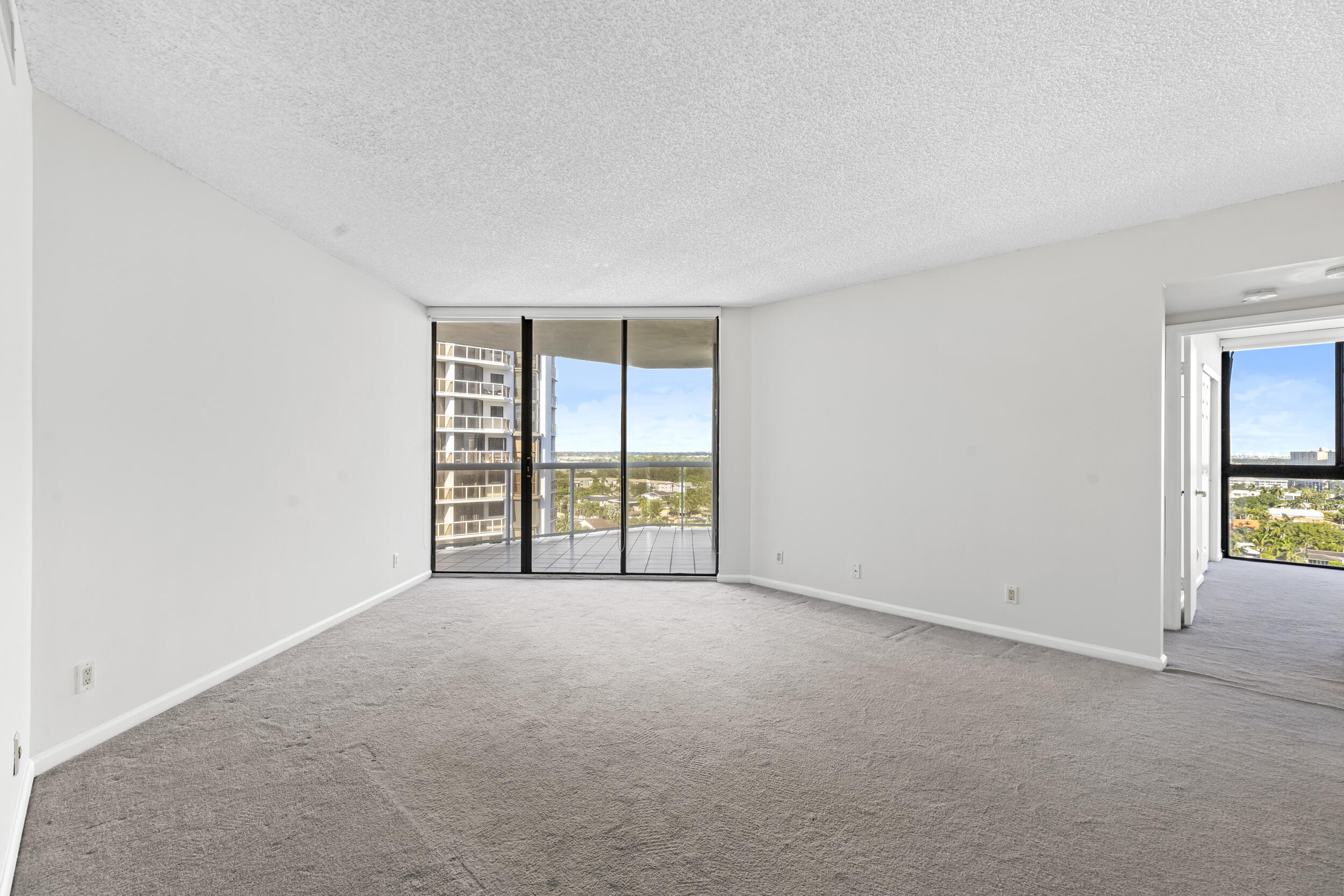 3610 Yacht Club Drive 1416