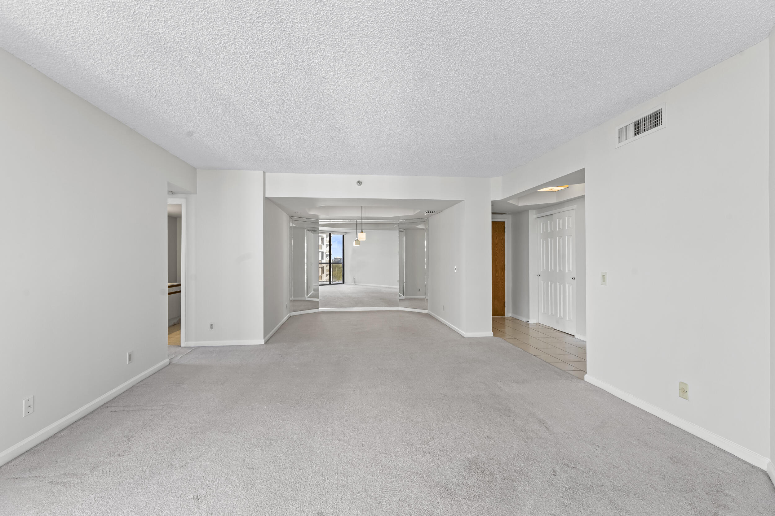 3610 Yacht Club Drive 1416