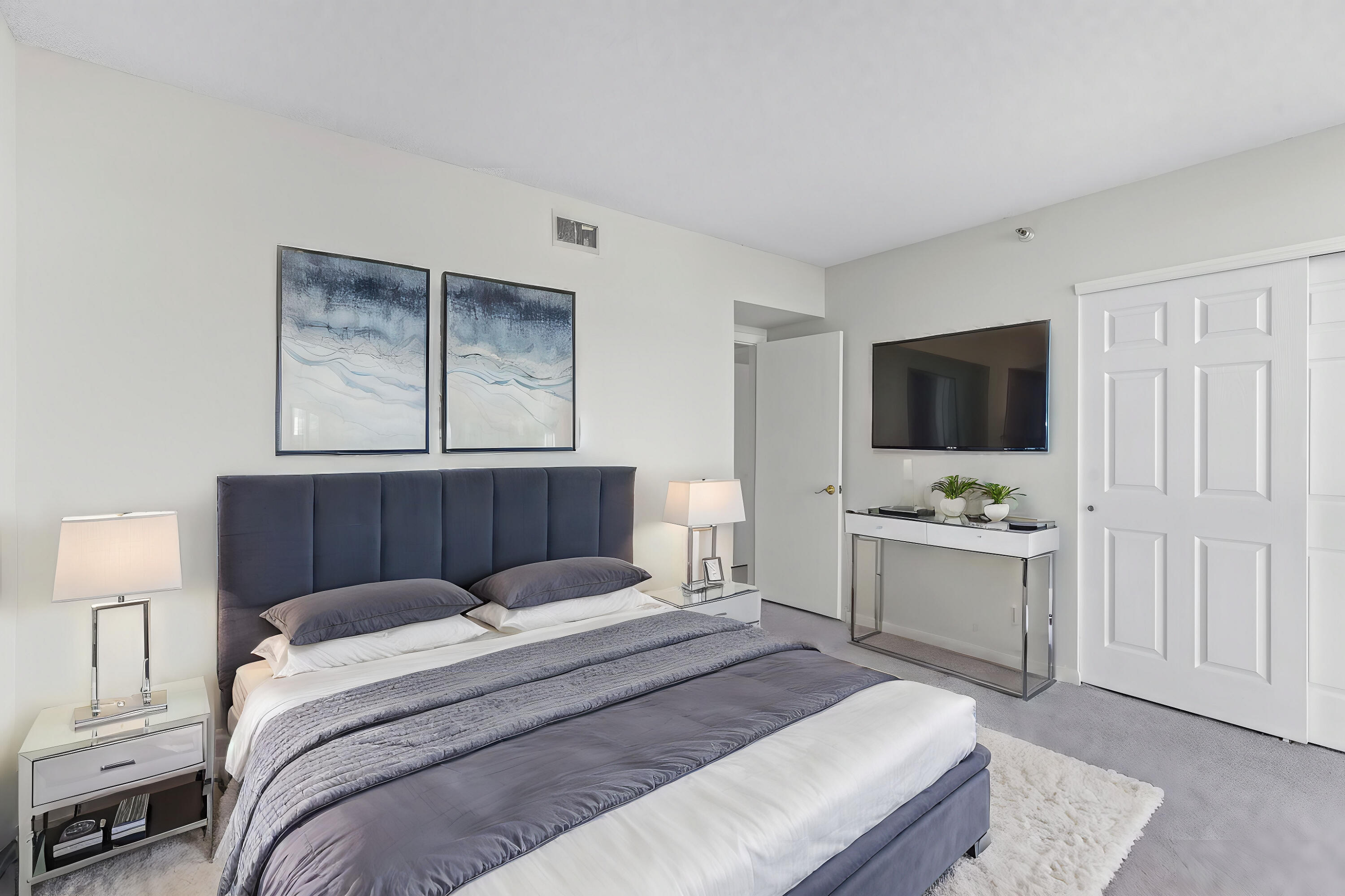 3610 Yacht Club Drive 1416