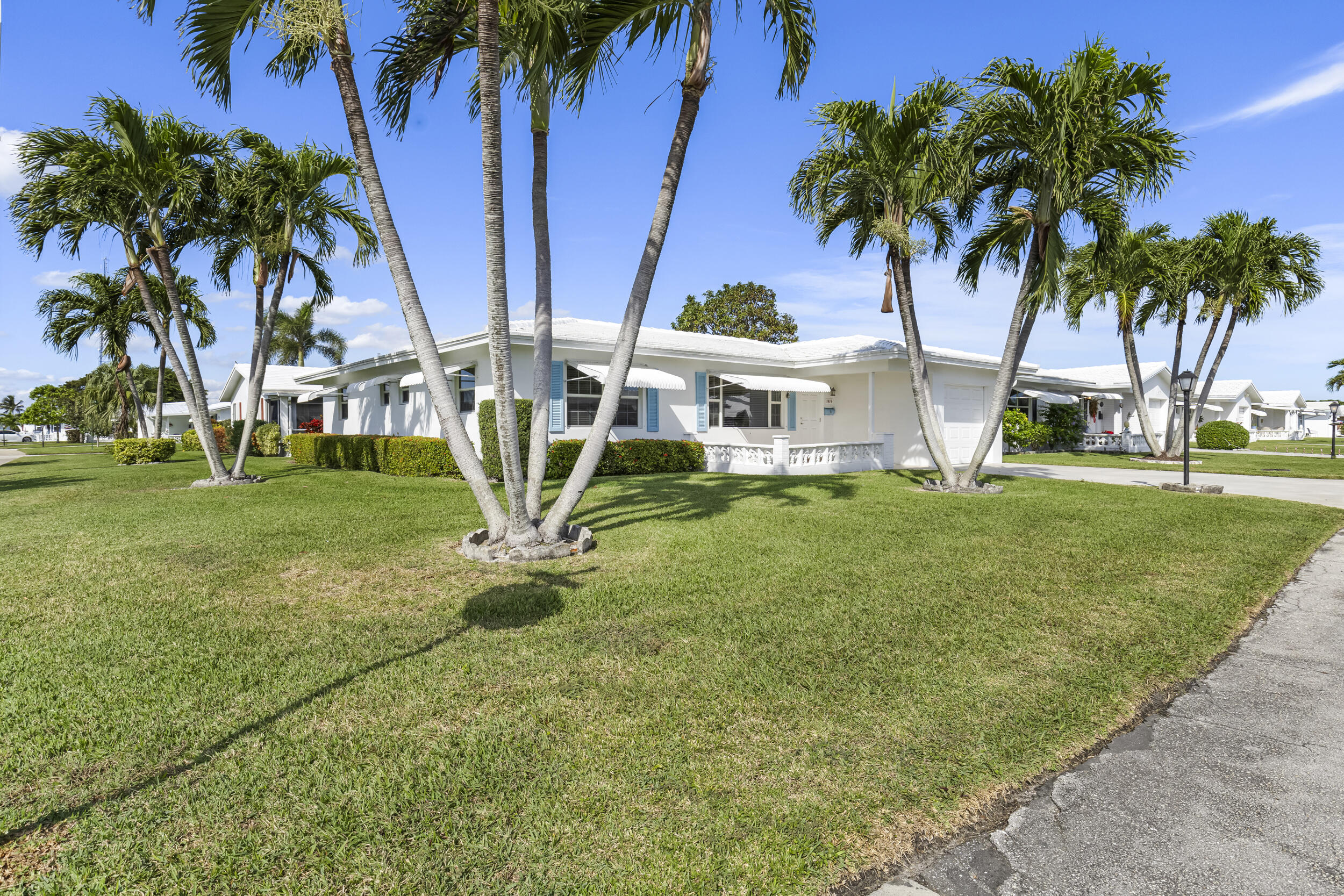 1919 SW 19th Street