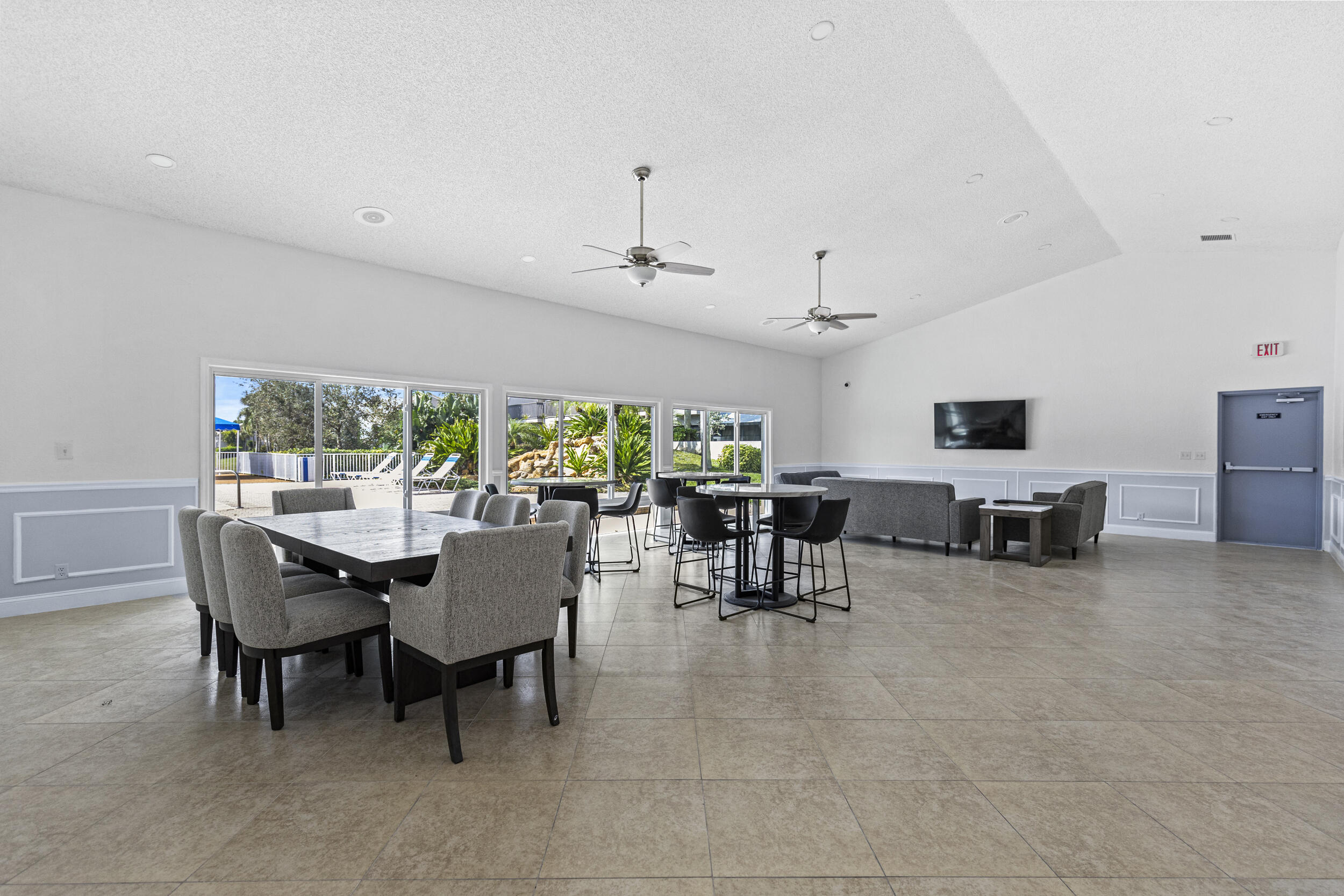5495 Monterey Circle B
