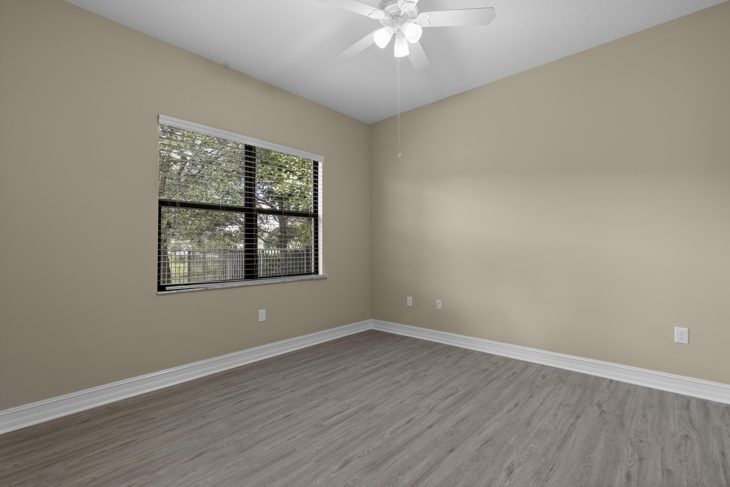 8769 Sydney Harbor Circle