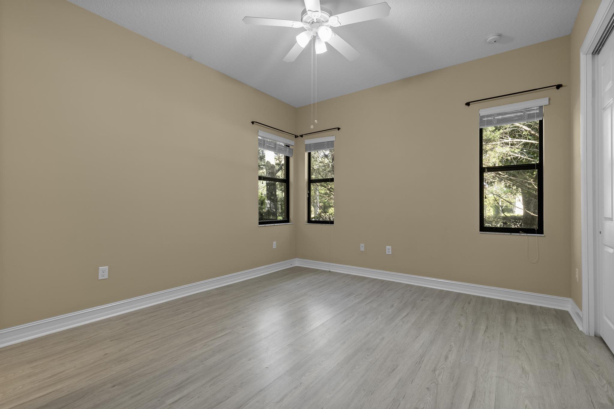 8769 Sydney Harbor Circle